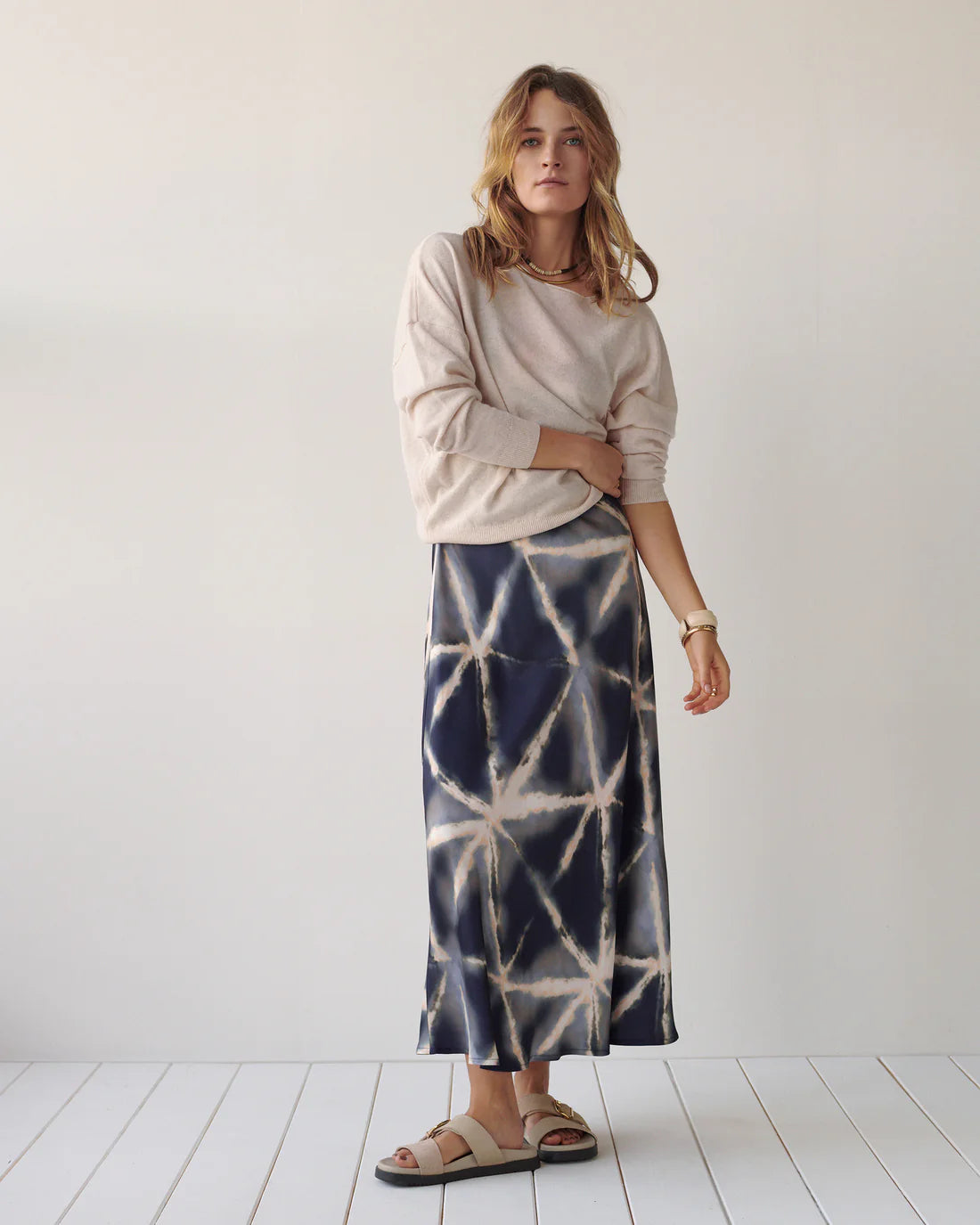 Dress Tie Dye Viscose in Blue Noir