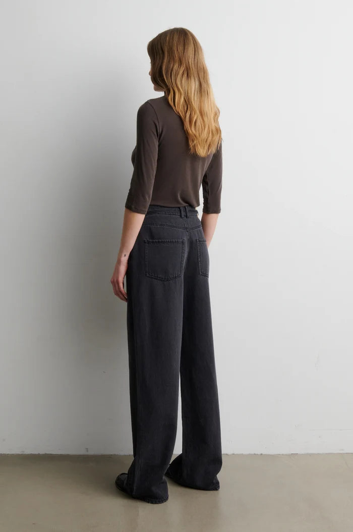 Matima T-Neck Tee in Dark Brown