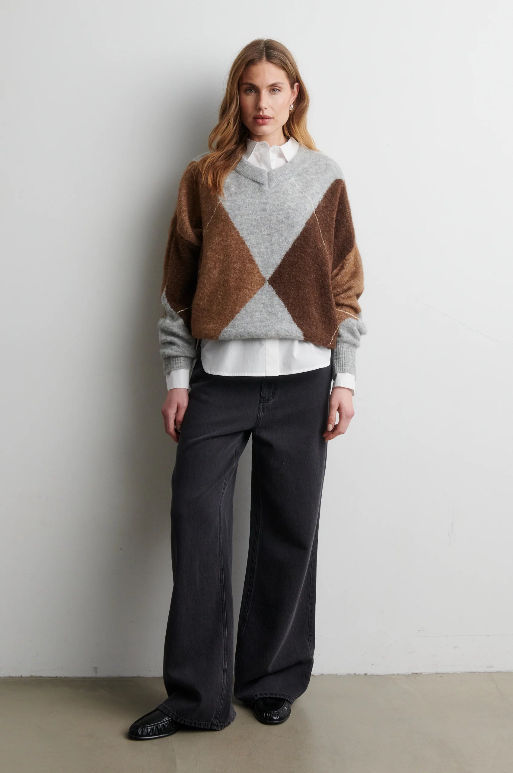 Forca Knit V-Neck in Light Grey Melange