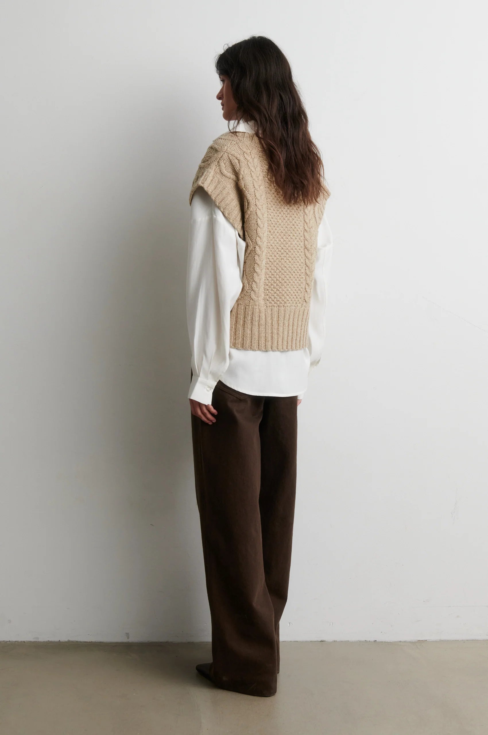 Janne Knit Vest in Camel Melange