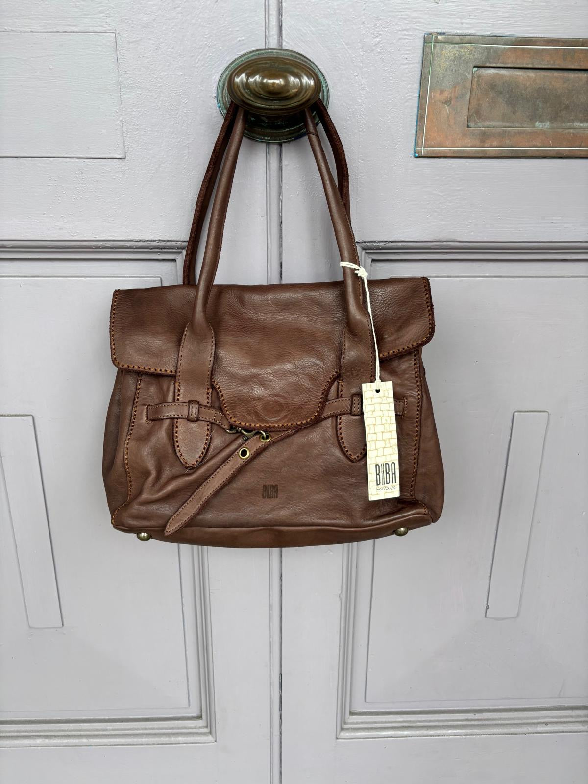 Kendall Shoulder Bag in Dark Brown