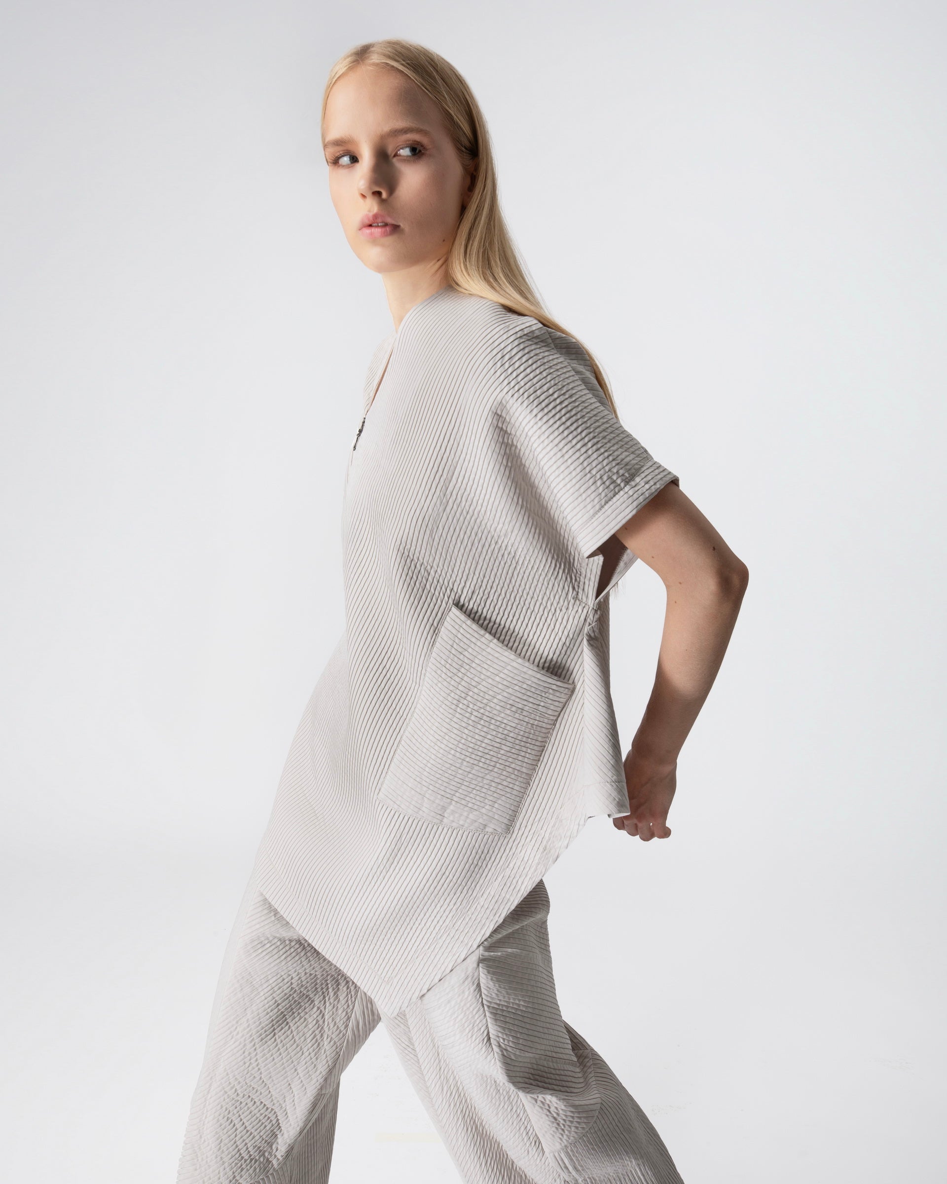 Scubos Trousers in Beige