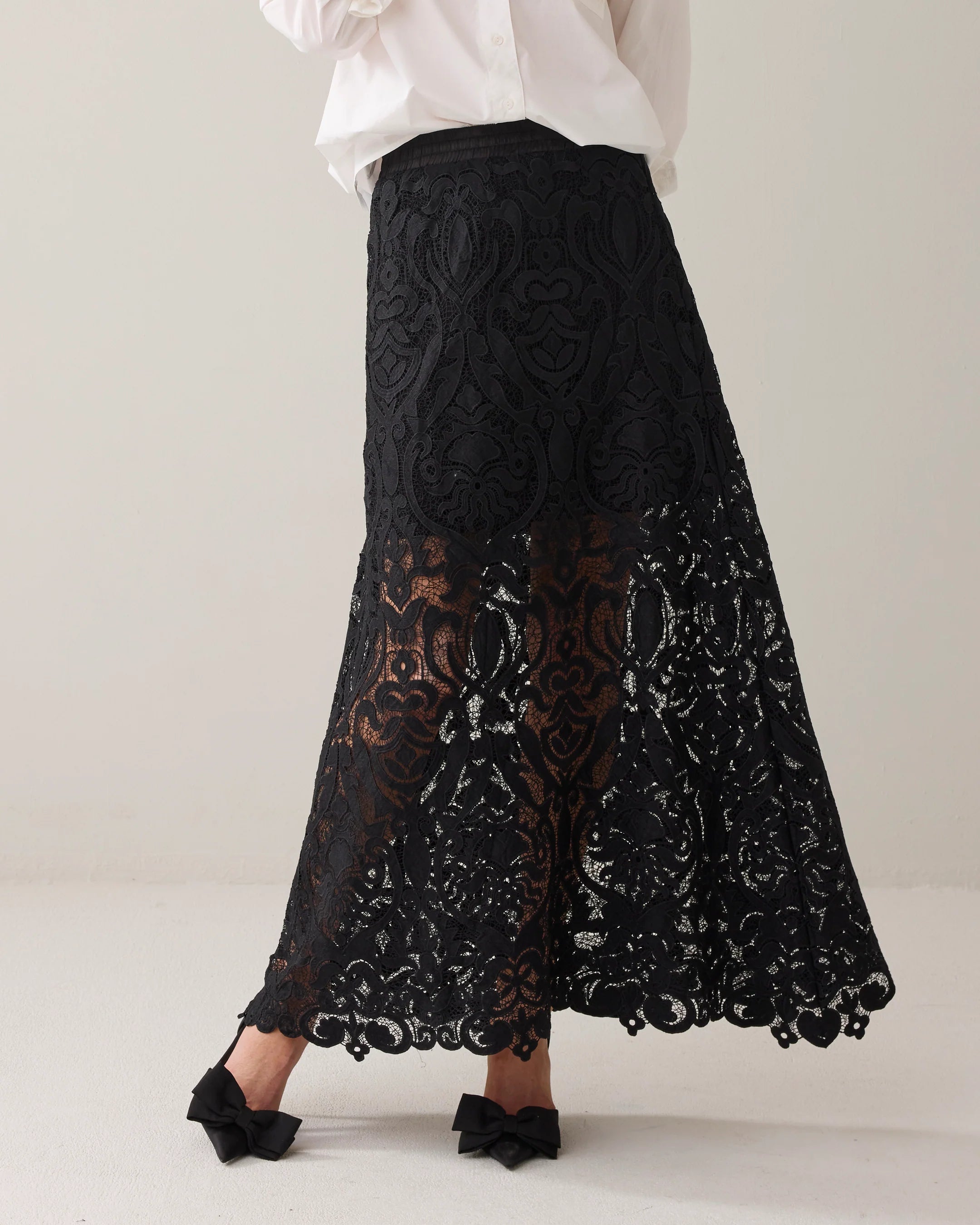 Lace Skirt in Black