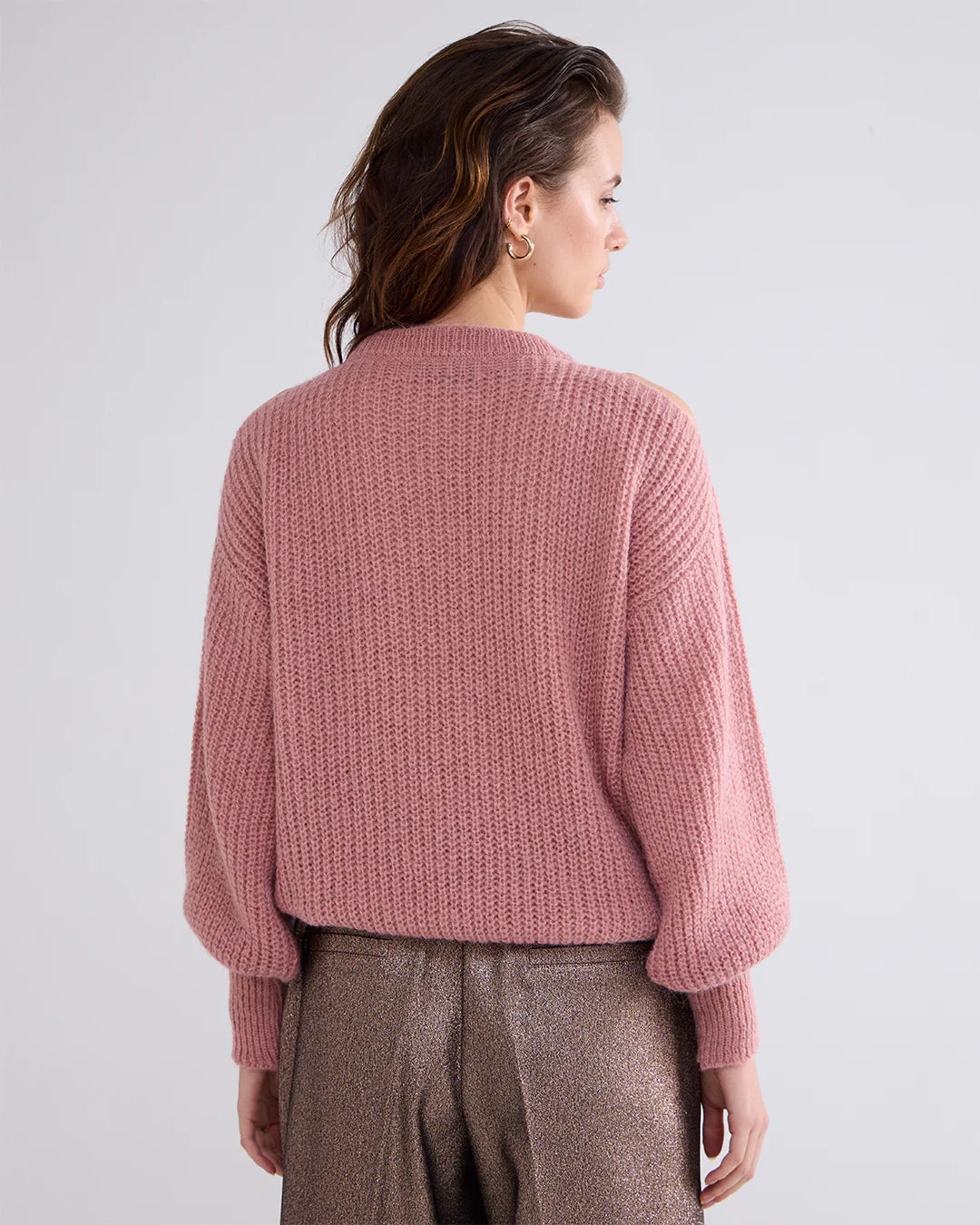 Bare Shoulder Sweater in Antique Pink