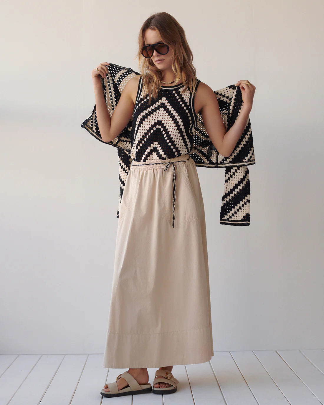 Crochet Knit Sleeveless Top in Black