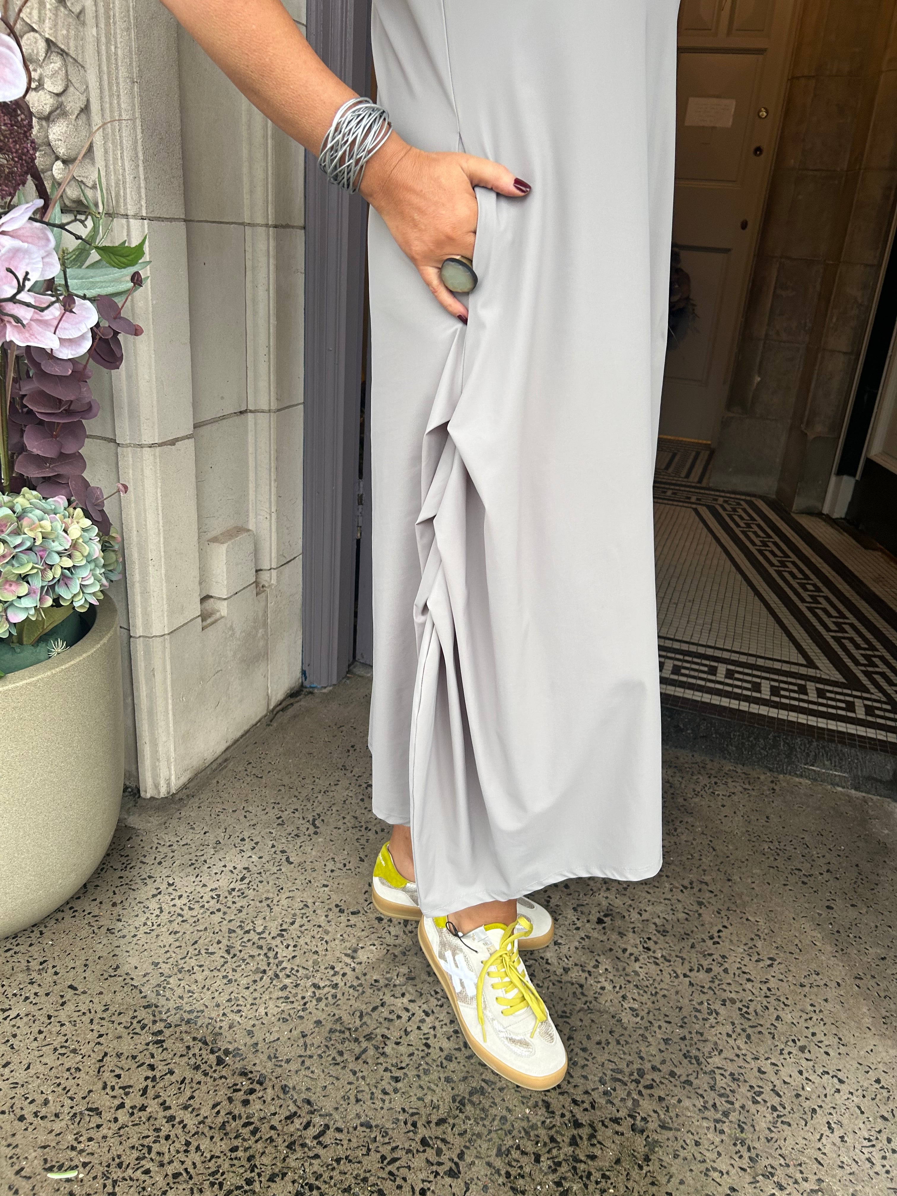 Round Neck Dress With Wave Placement Print in Taupe/Off White