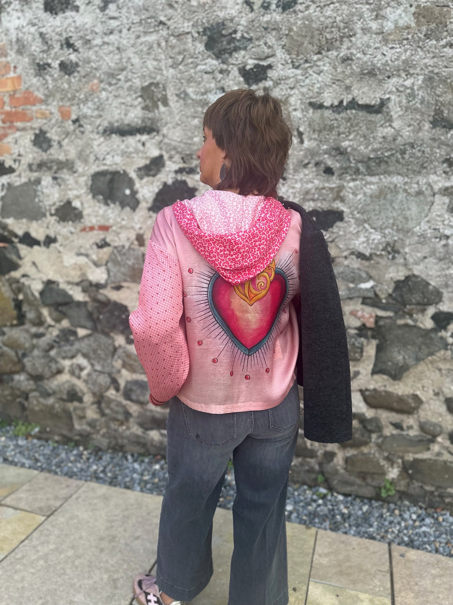 Mei Cropped Hoodie in Red Aura