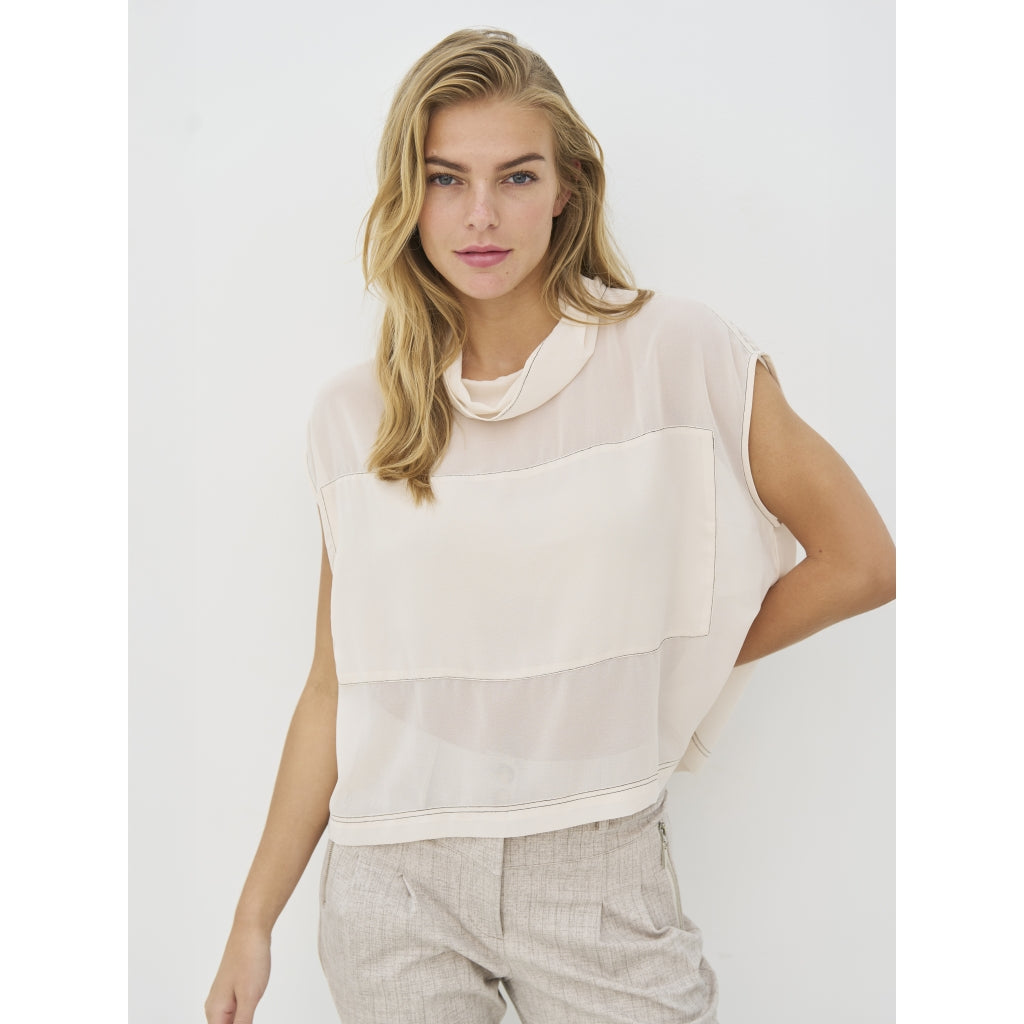 Celsa Top in Bone