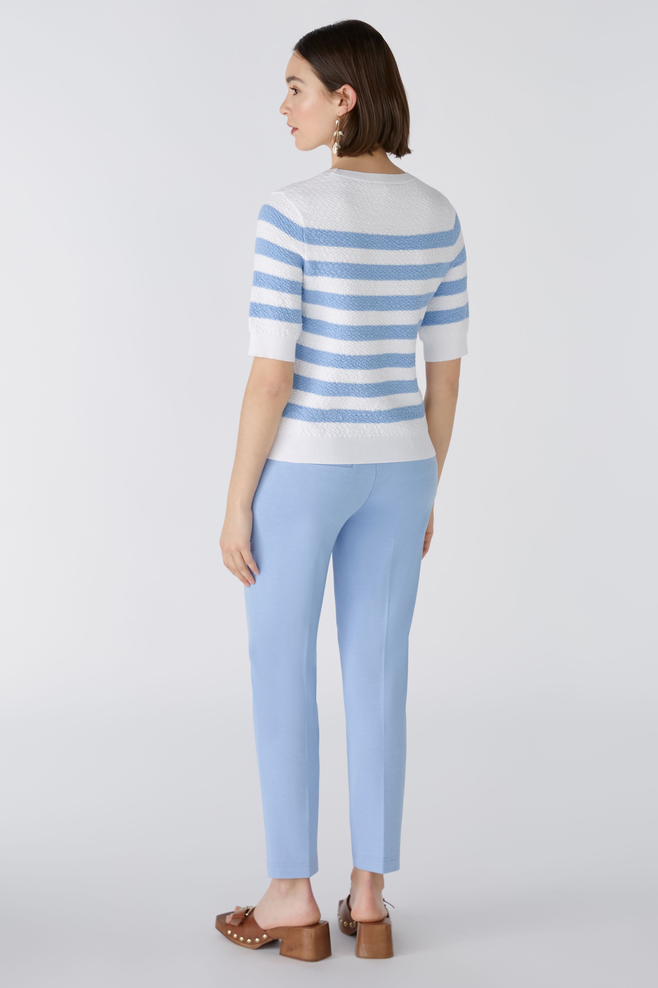 Knitted Stripe Jumper in Off White/Blue