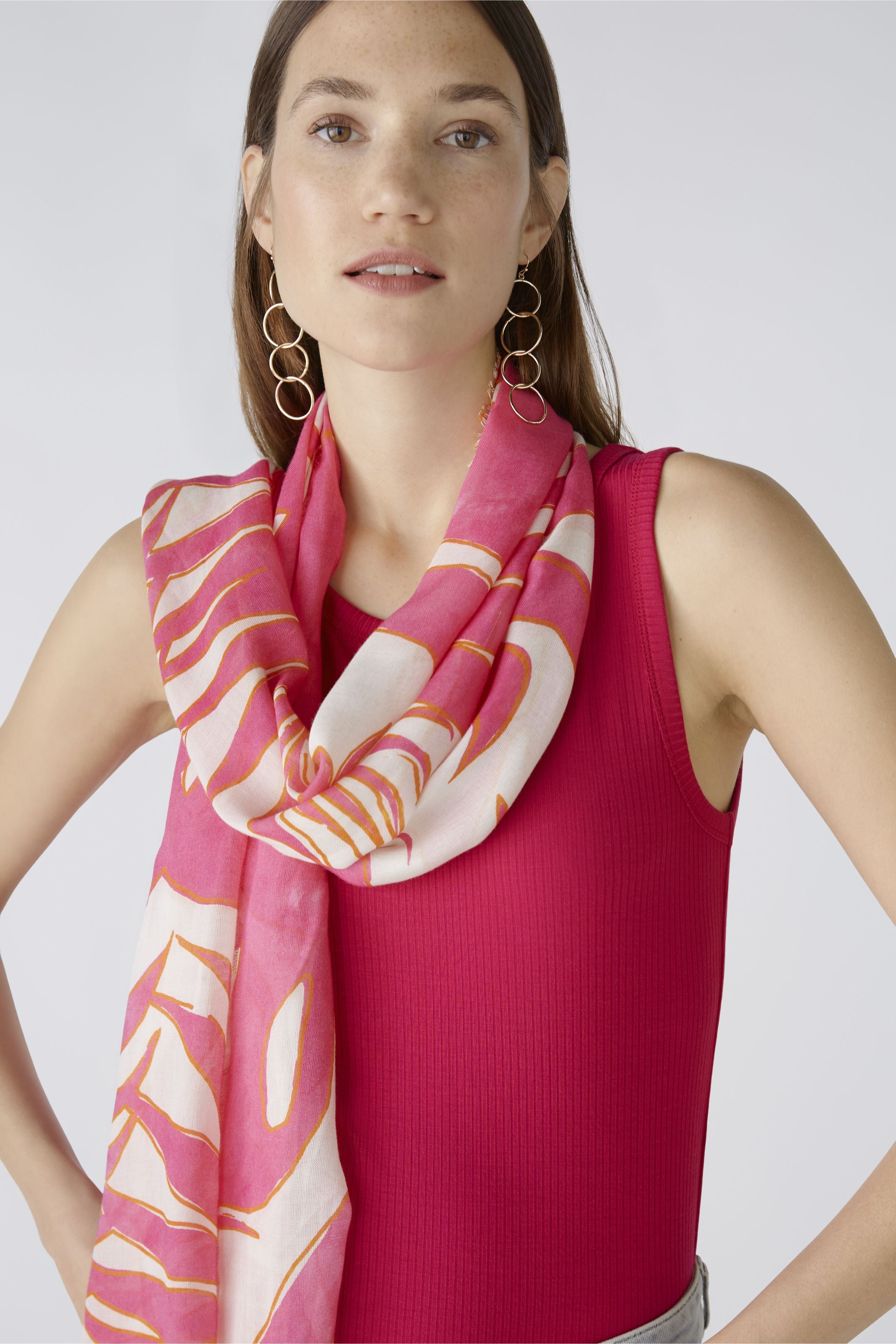 Long Scarf in Pink and White