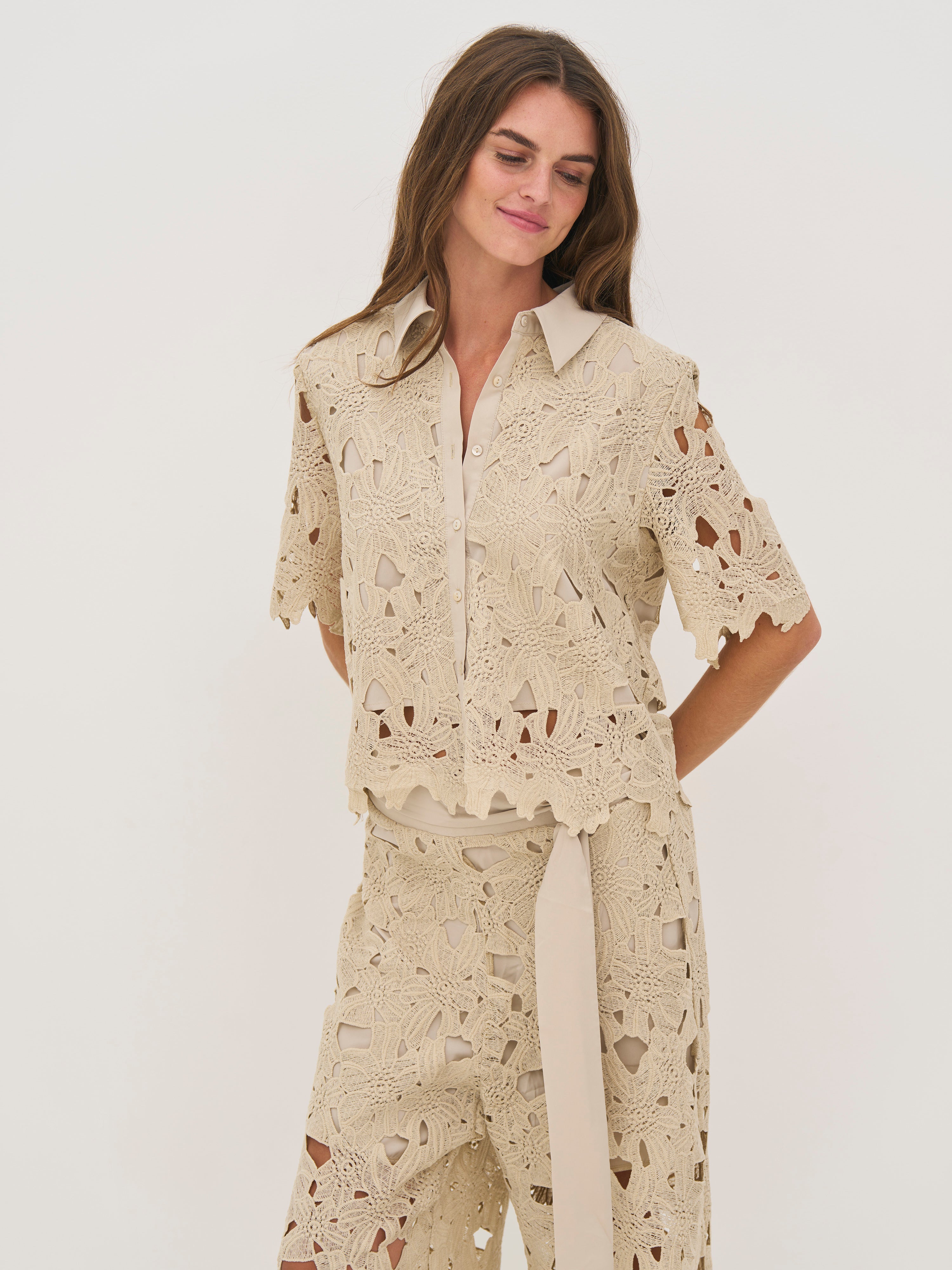 Decia Shirt in Bone