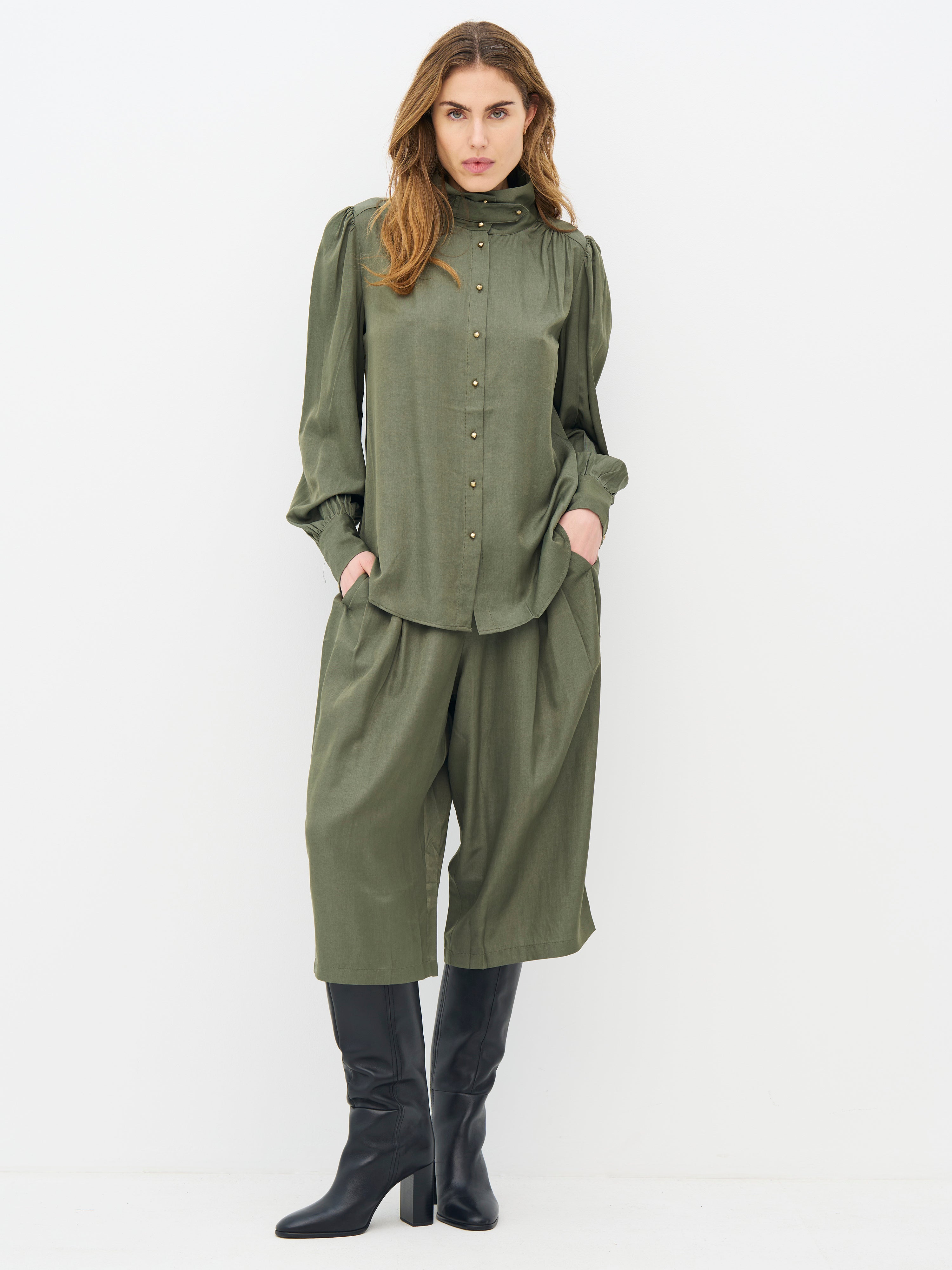 Eden Shirt in Army