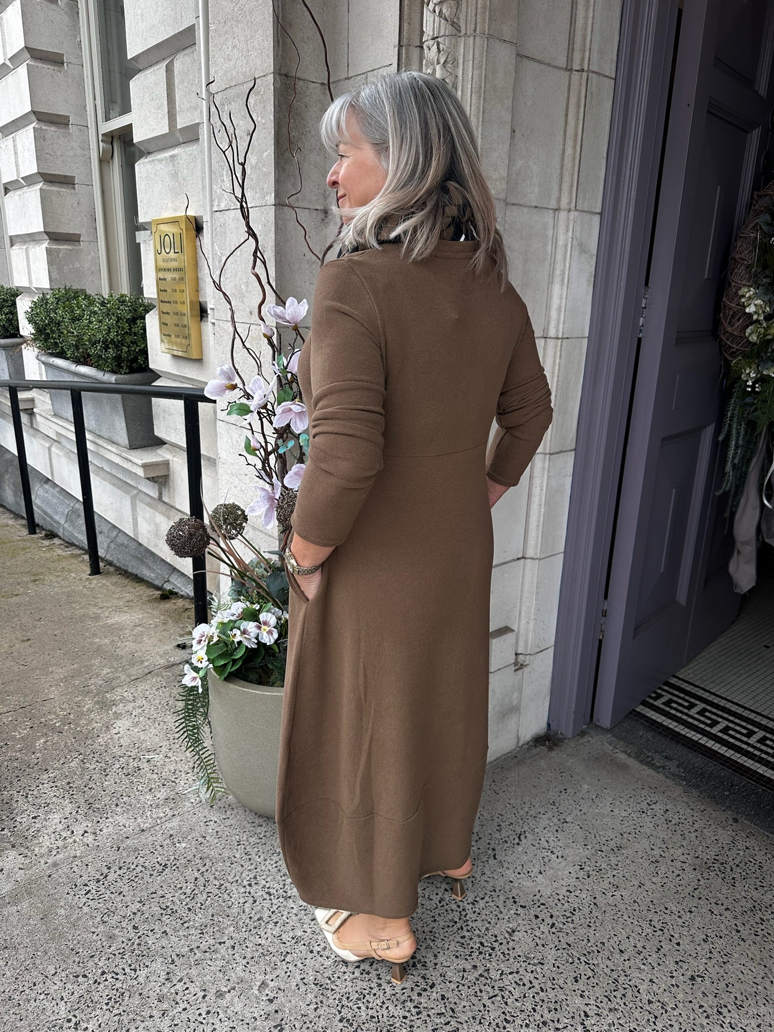 Cocoon Dress in Tabacco