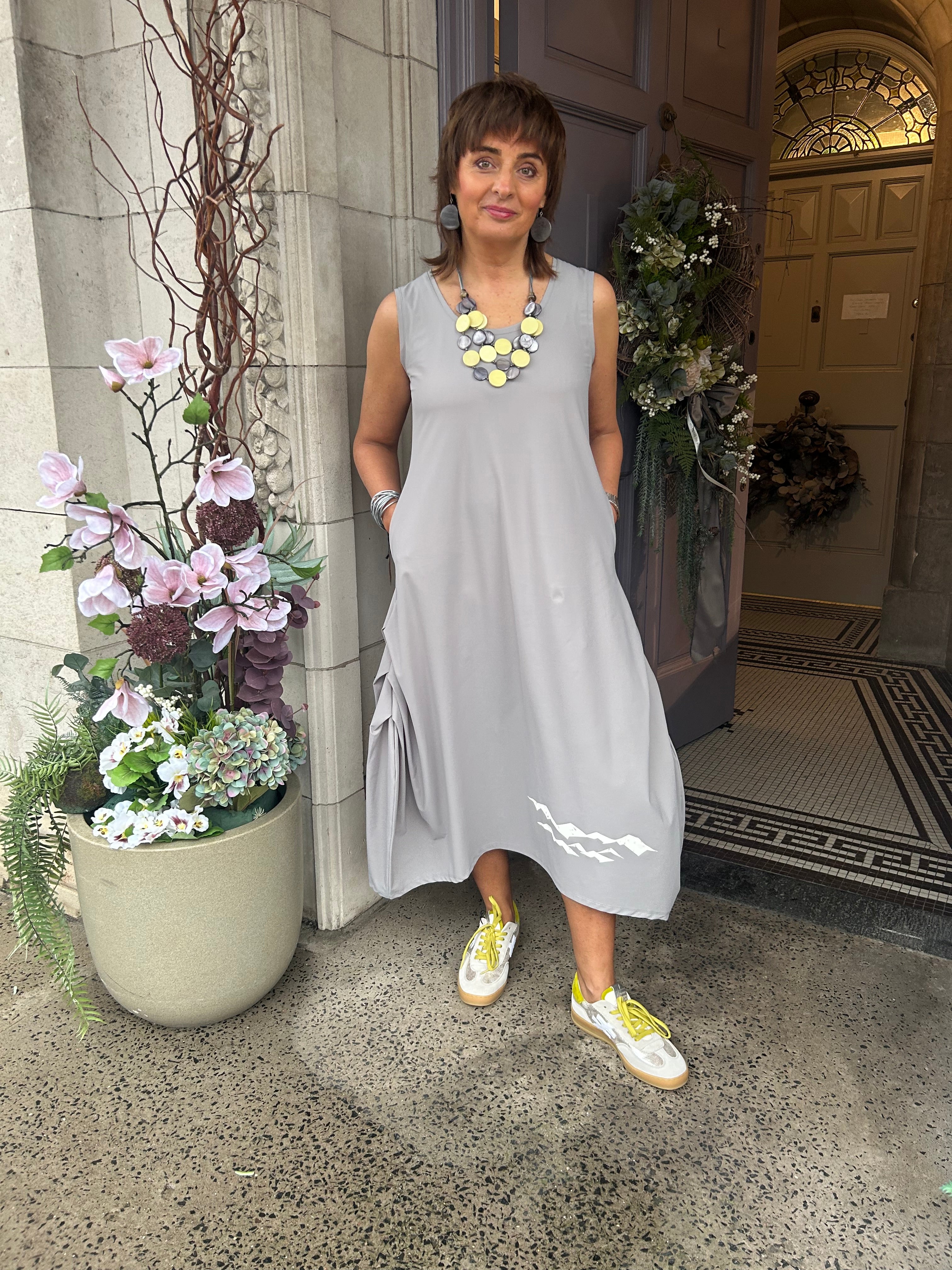 Round Neck Dress With Wave Placement Print in Taupe/Off White