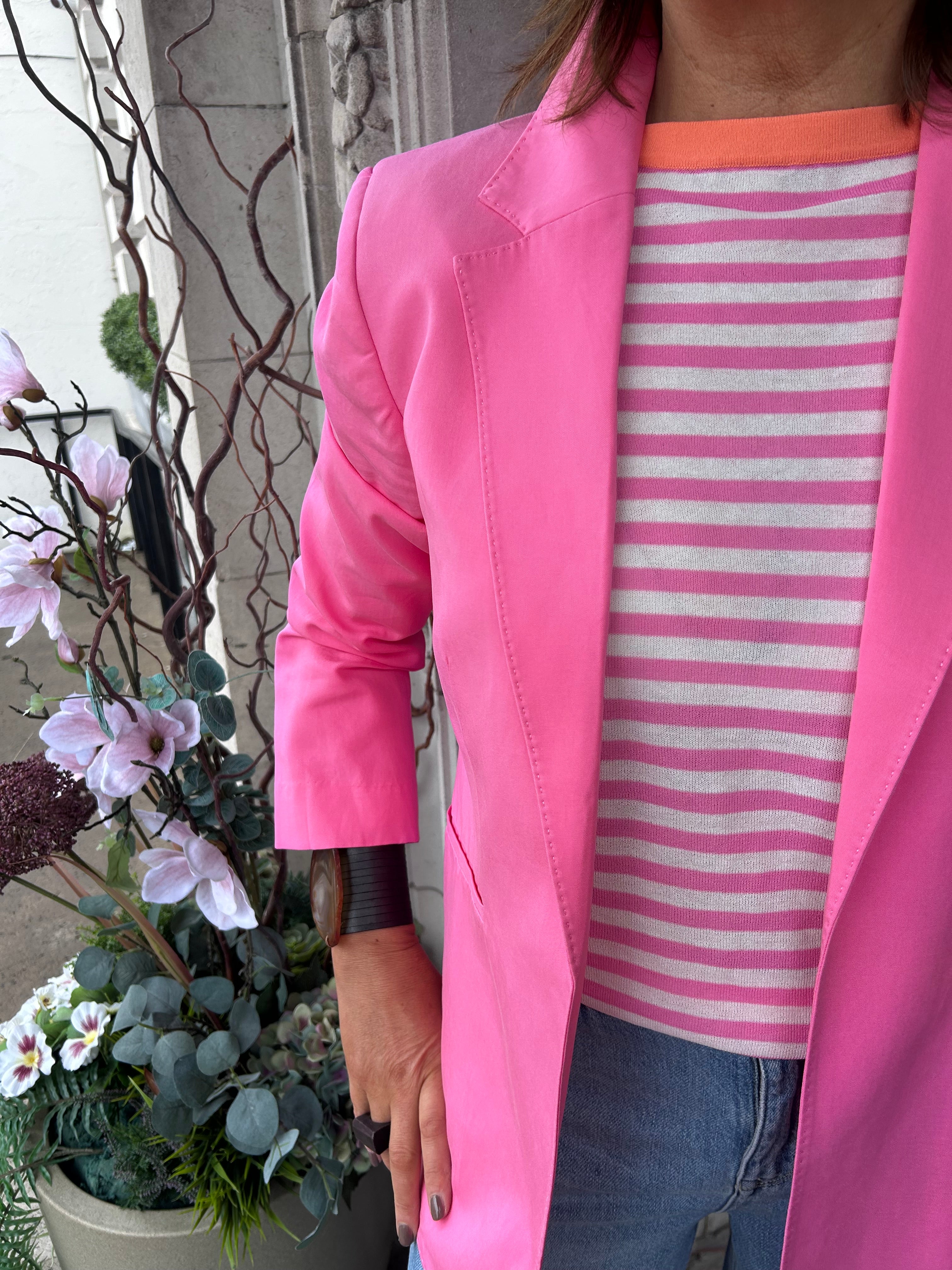 Blazer with No Buttons in Pink