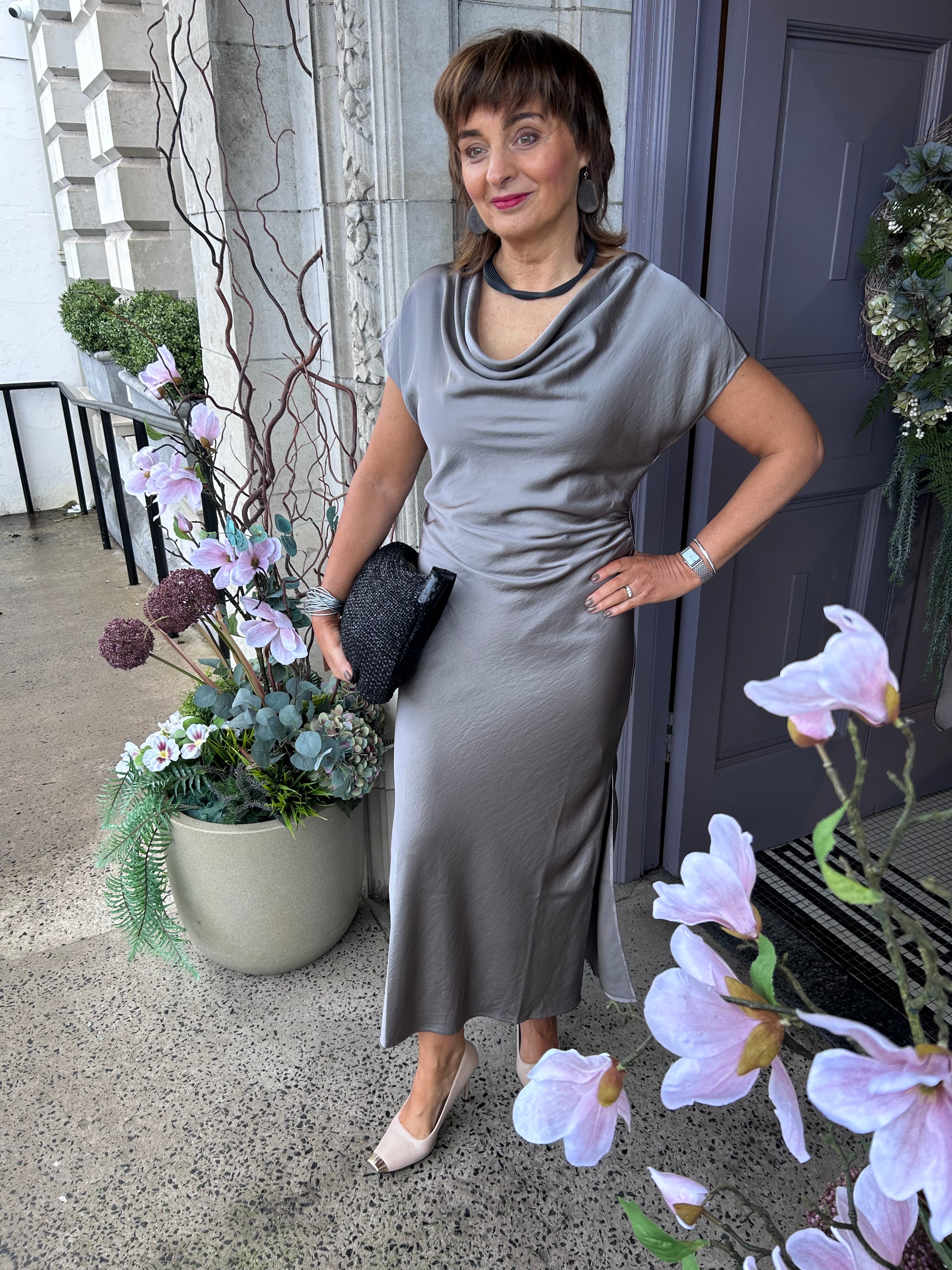 Iduncc Wing Dress in Taupe