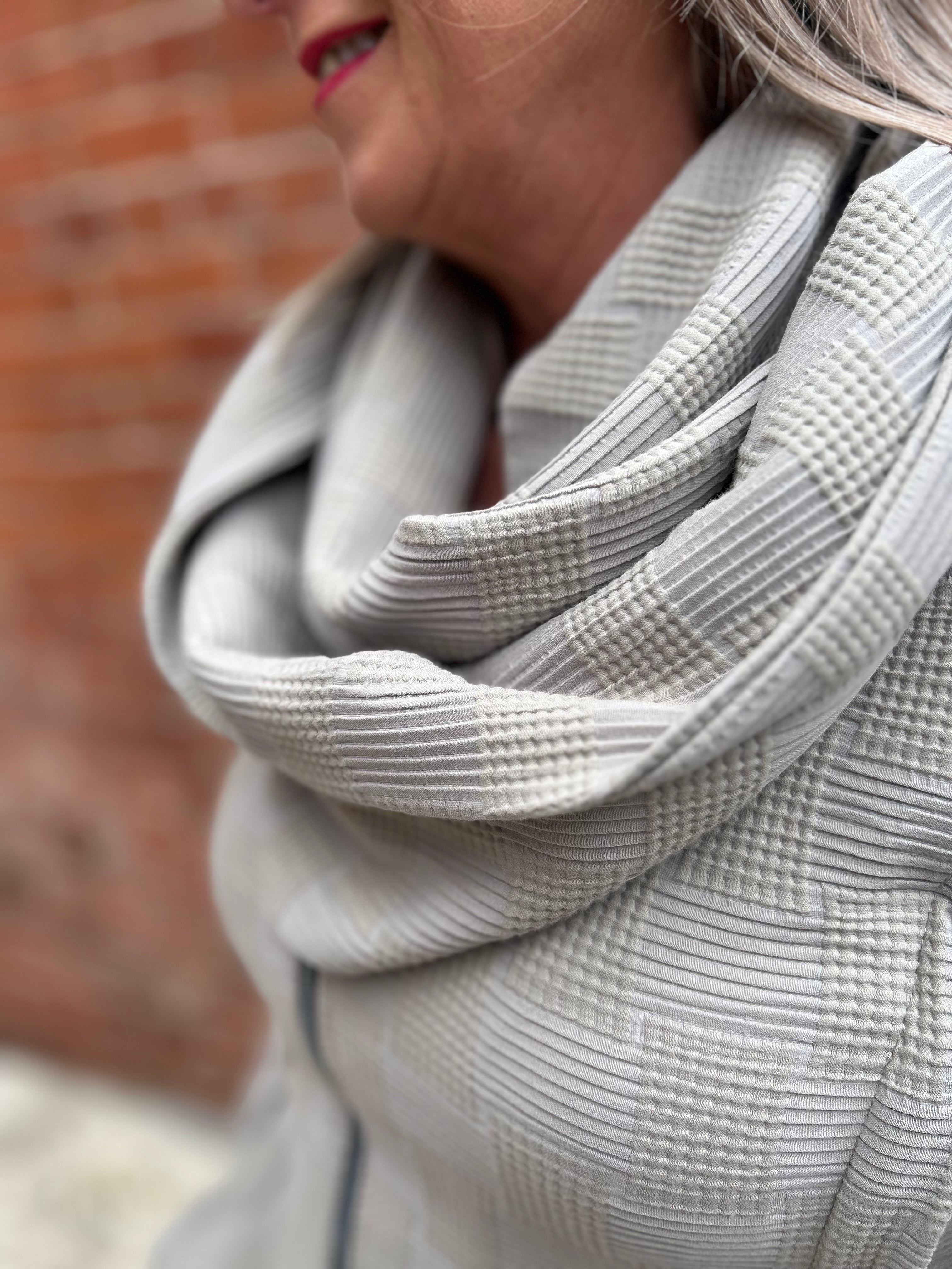 Bubble Scarf in Sand