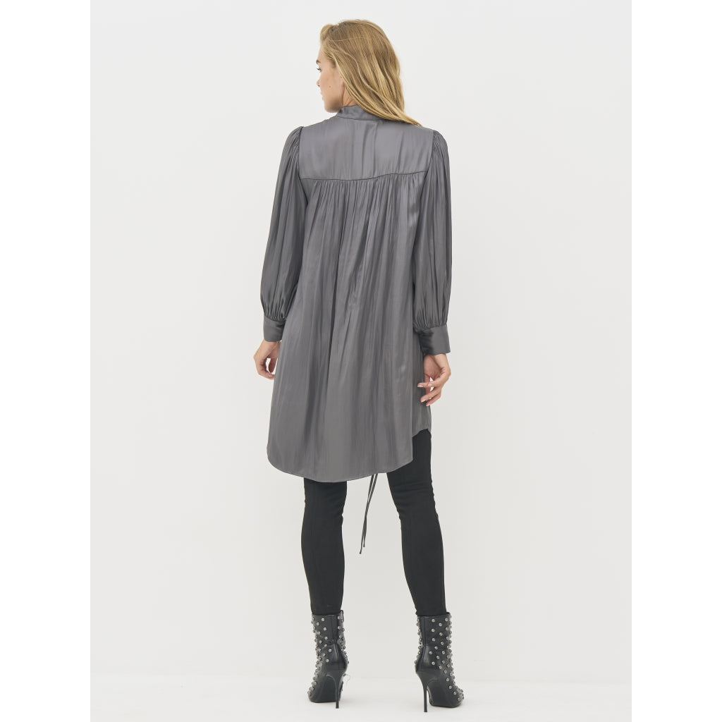 Boel Tunic in Iron Grey
