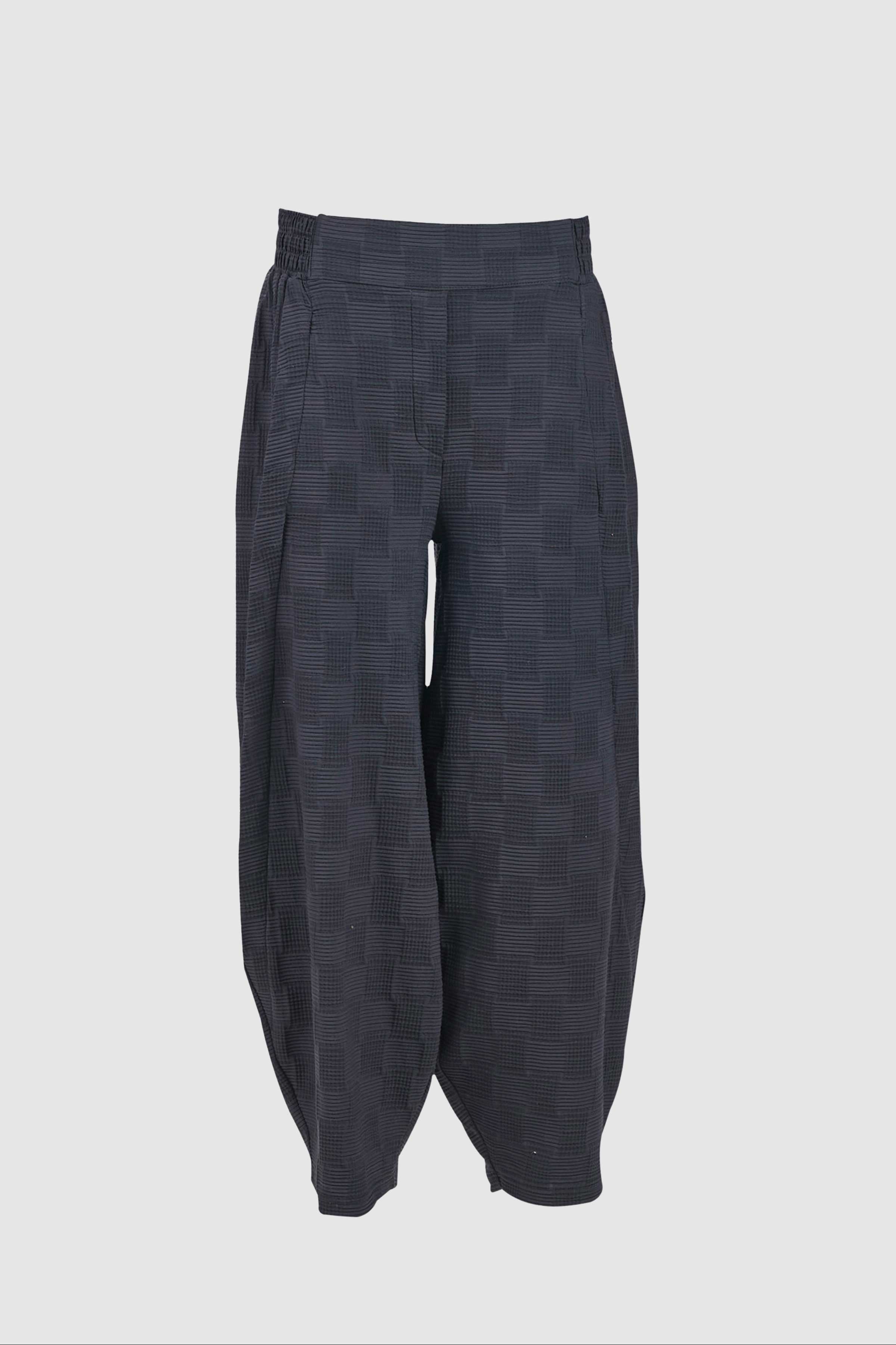 Bubble Barrel Trousers in Black