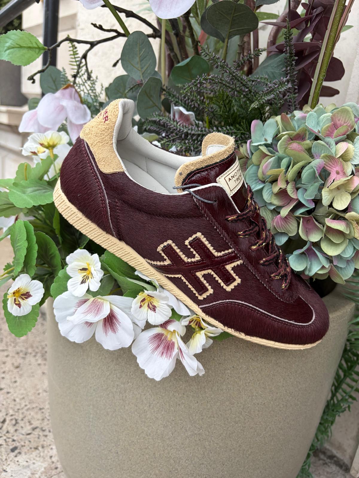 Lace Up Gum Sole Trainer in Burgundy