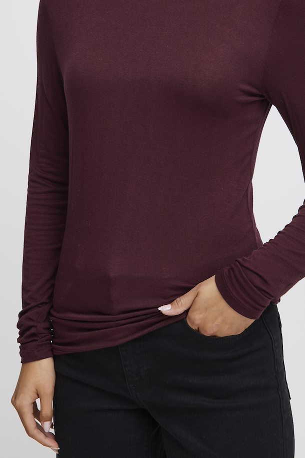 Long Sleeved Top in Port Royale