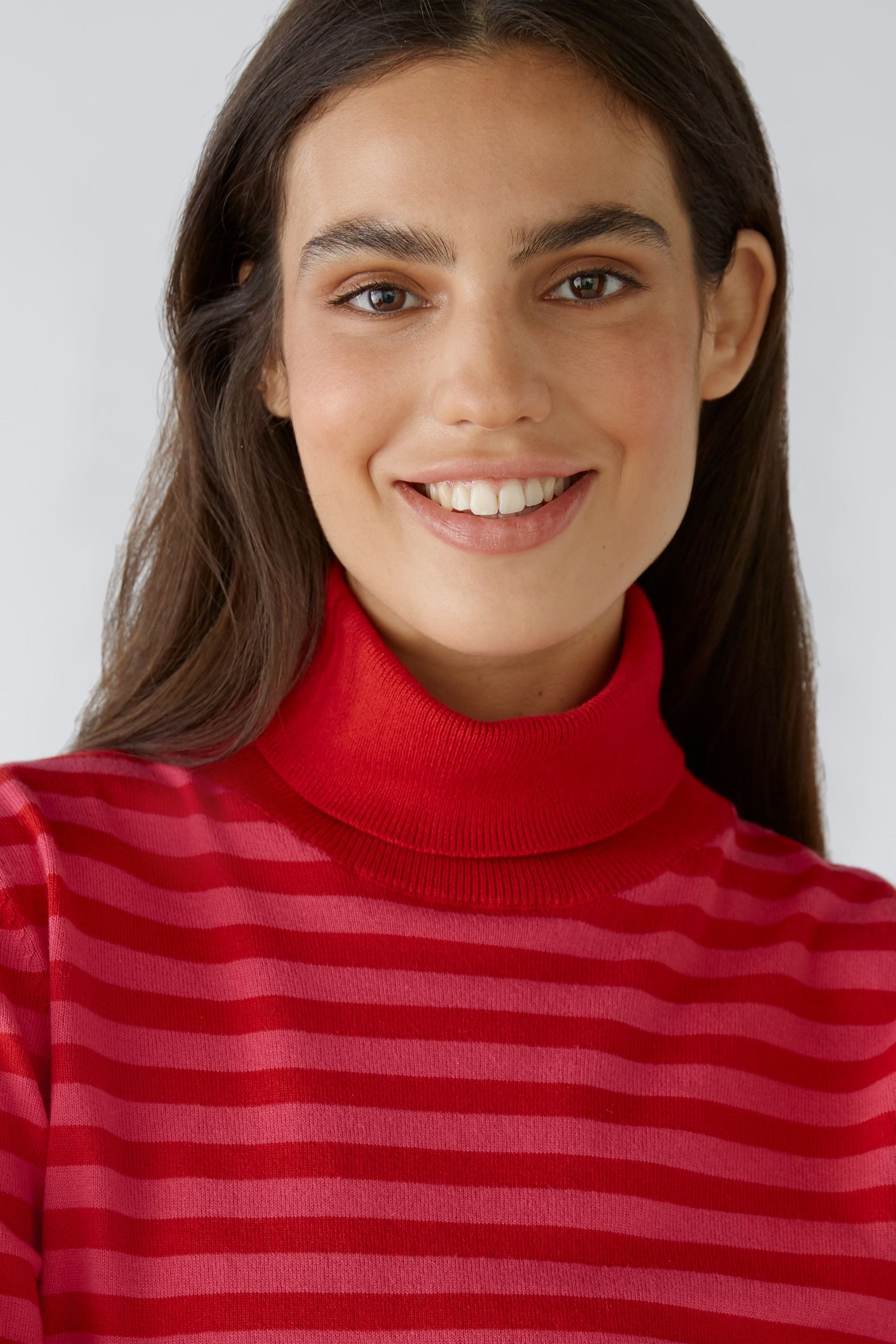 Jumper with Organic Cotton in Red Rose