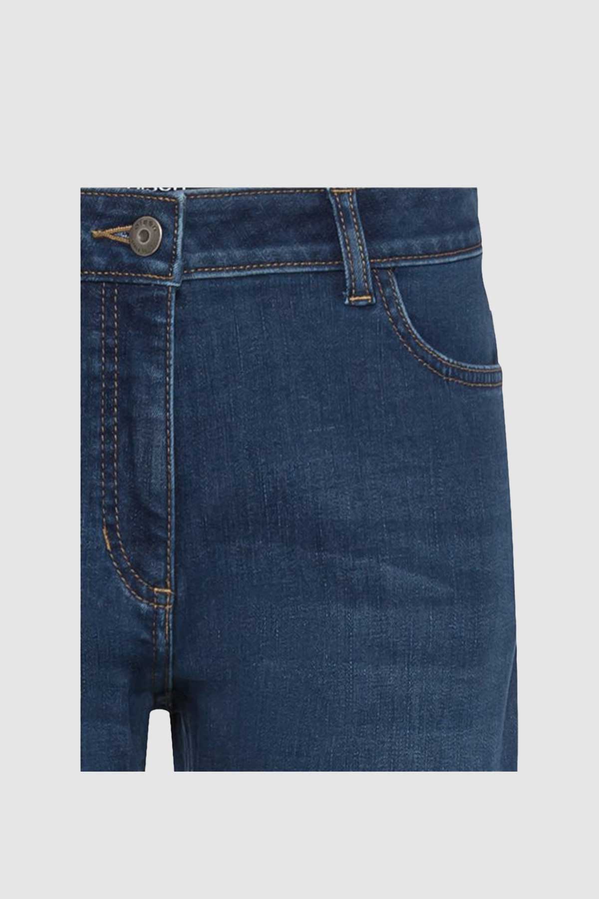 Cropped Jean in Blue Denim