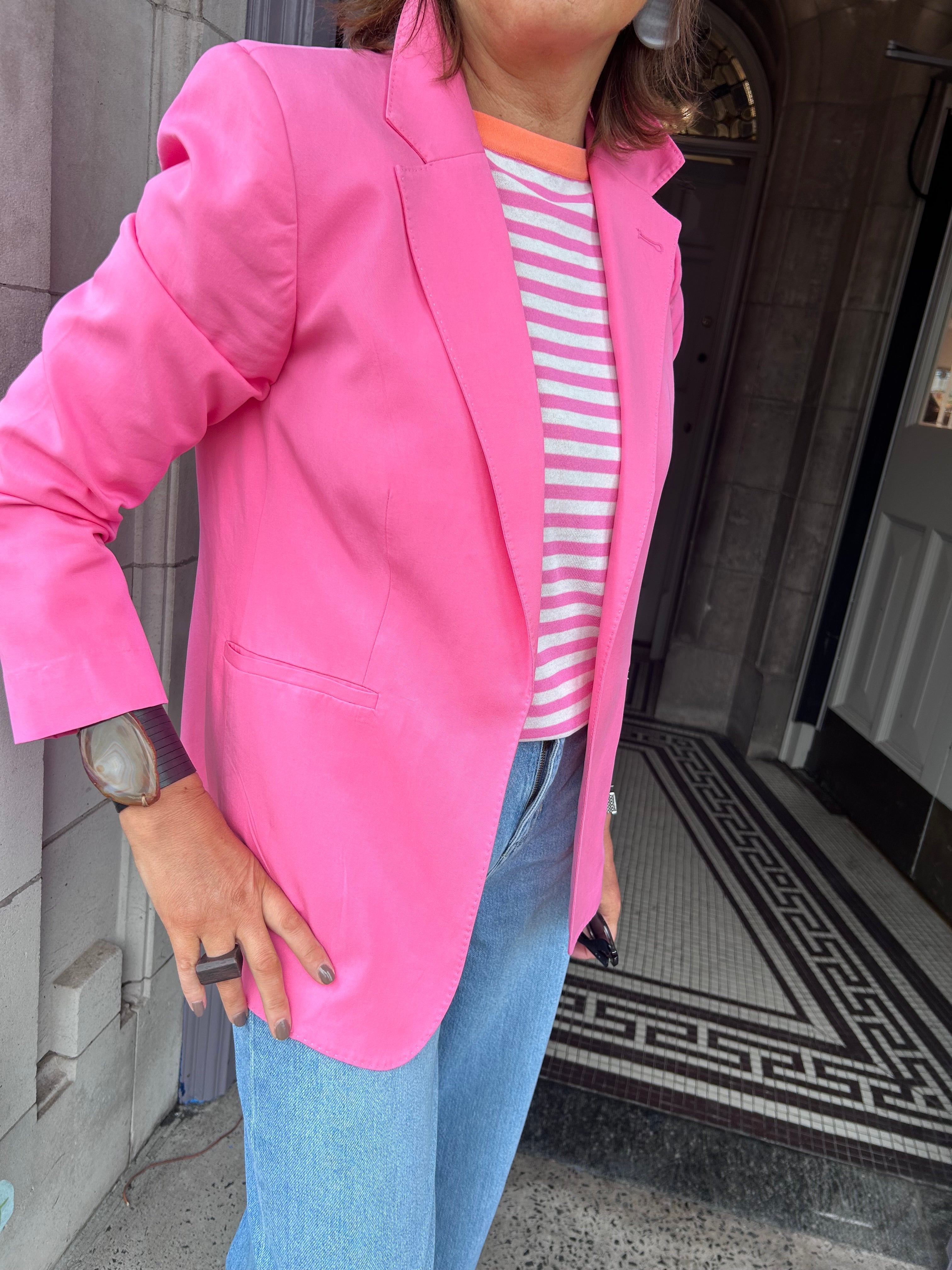 Blazer with No Buttons in Pink
