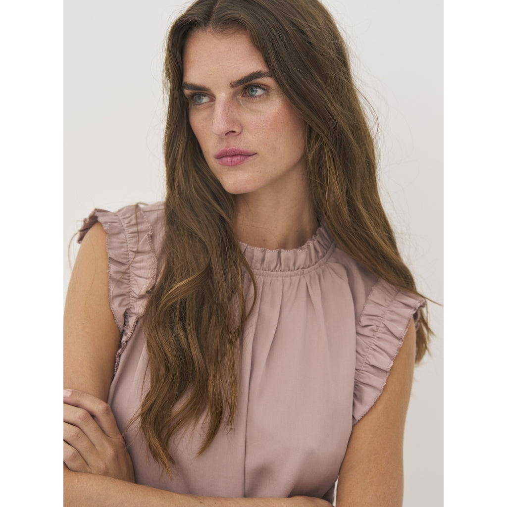 Devin Dress Frills in Rose