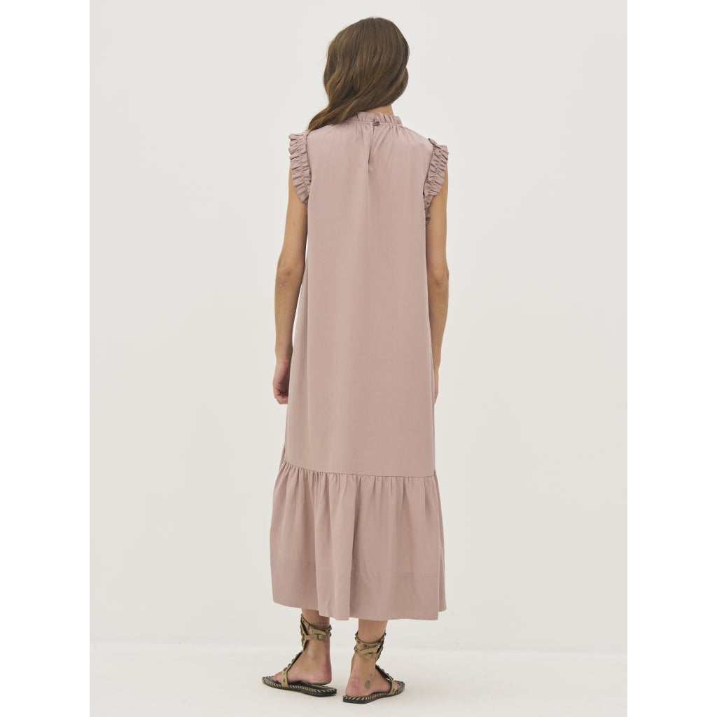 Devin Dress Frills in Rose