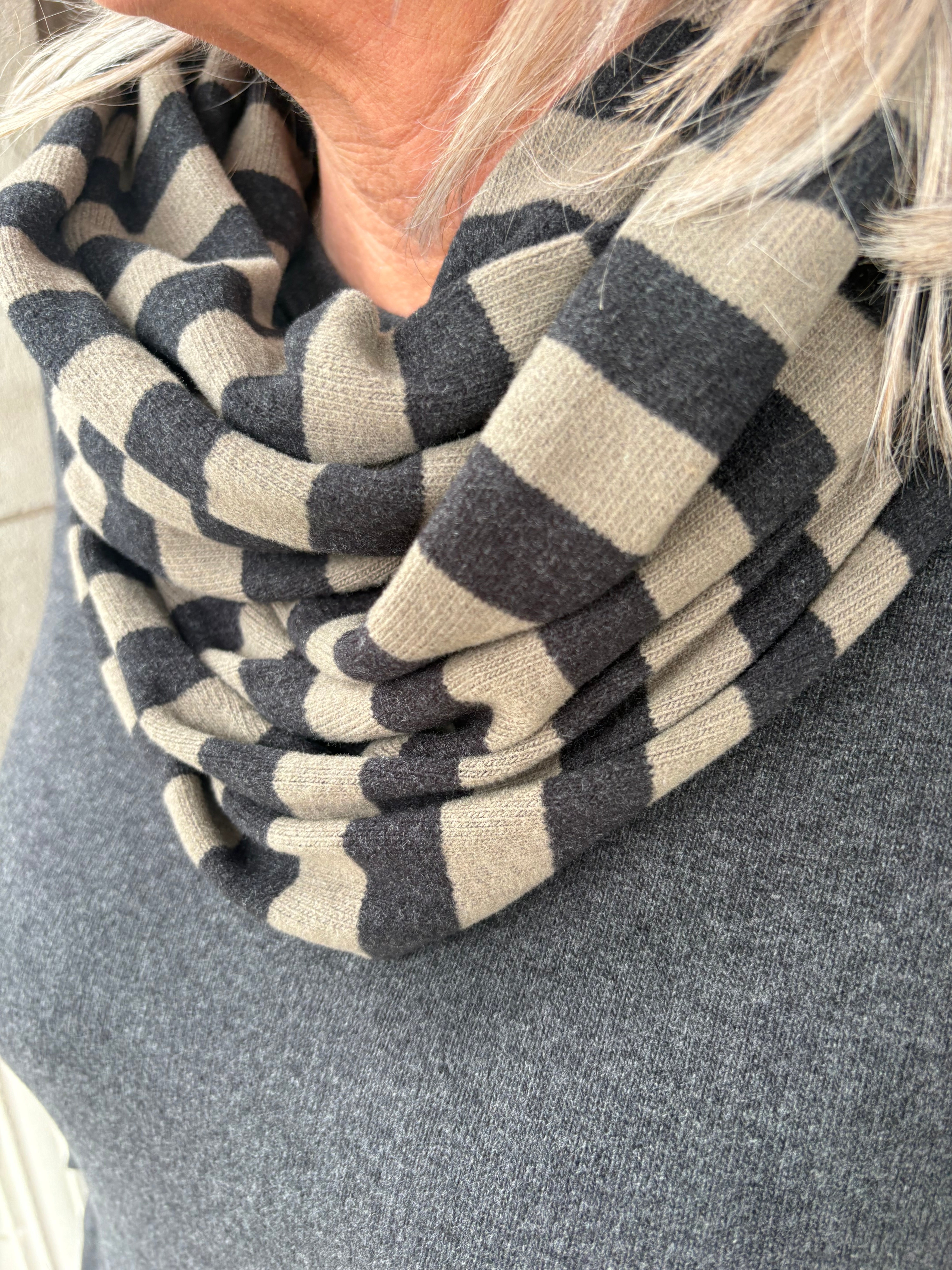 Loop Scarf in Twig
