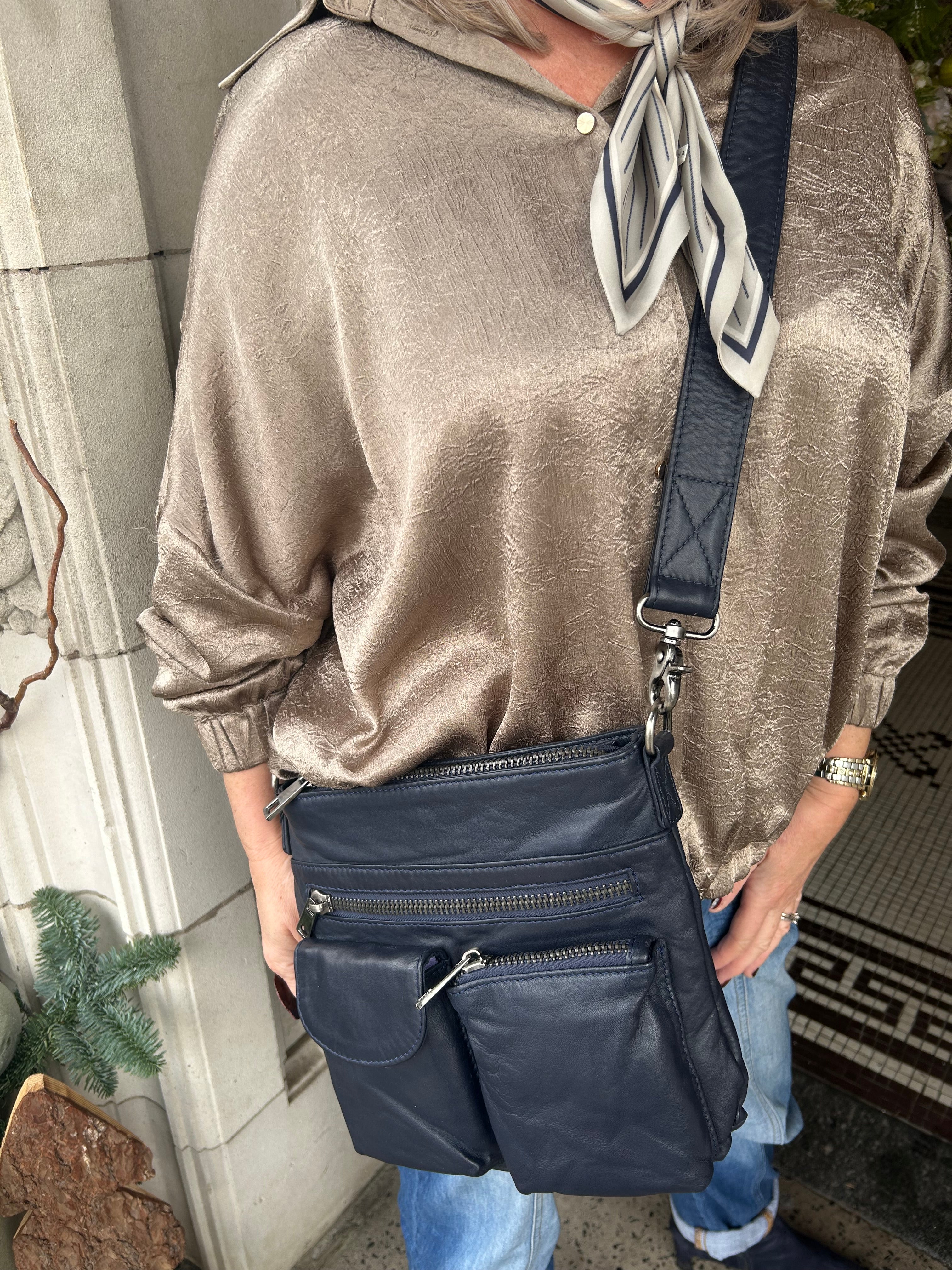 Soft Crossover Bag in Navy