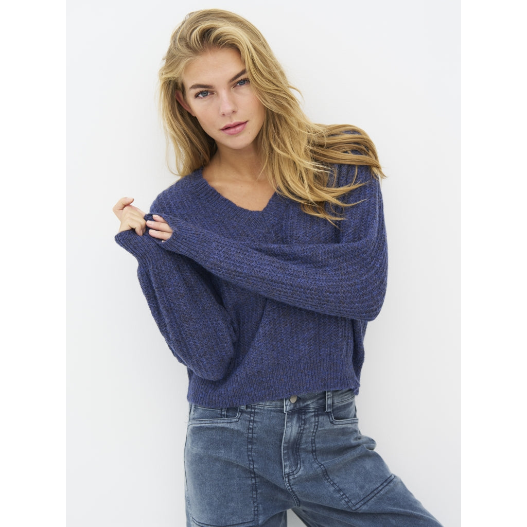 Evangeline Blouse Knit in Navy