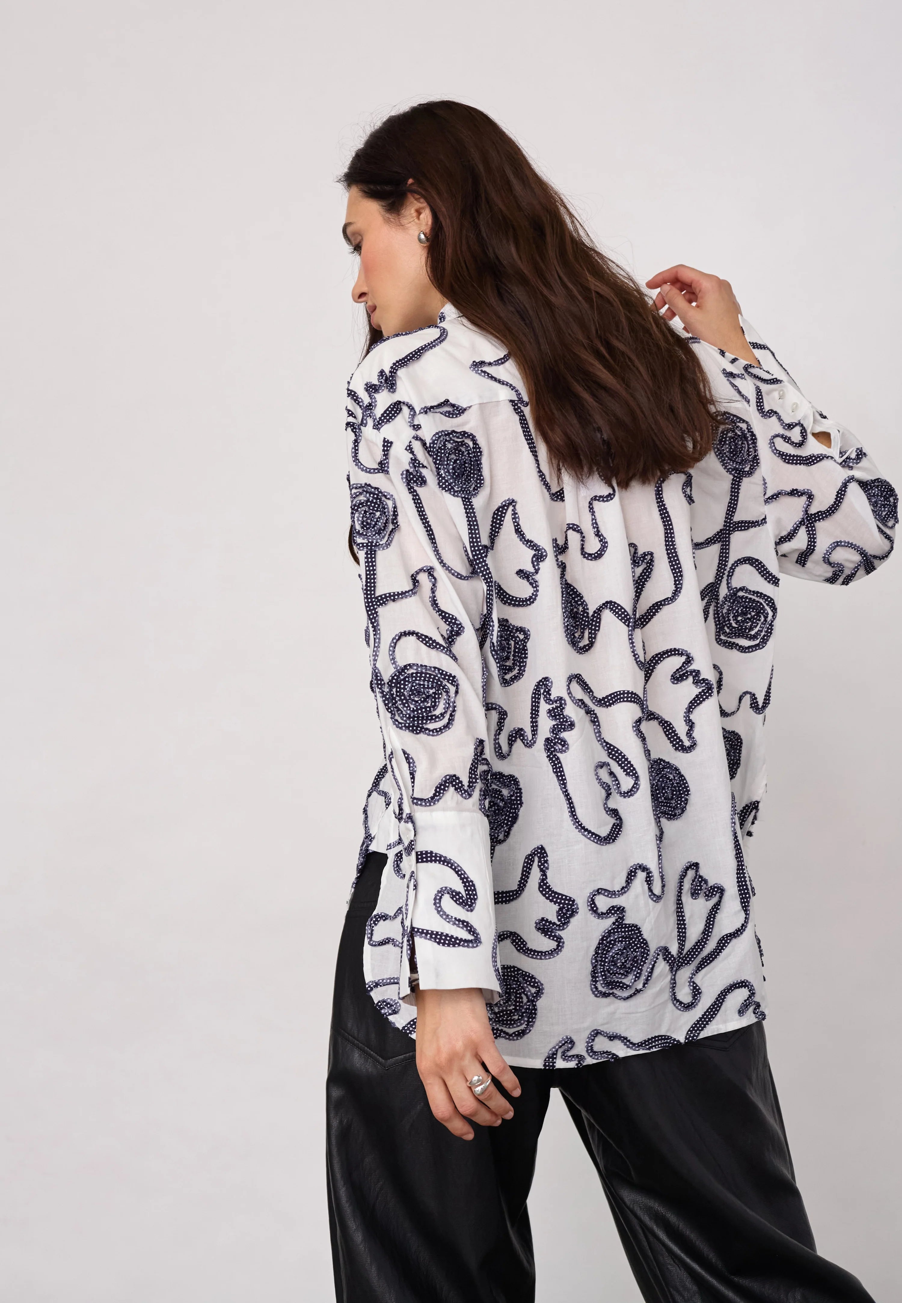 Elriccc Flower Ls Shirt in Navy