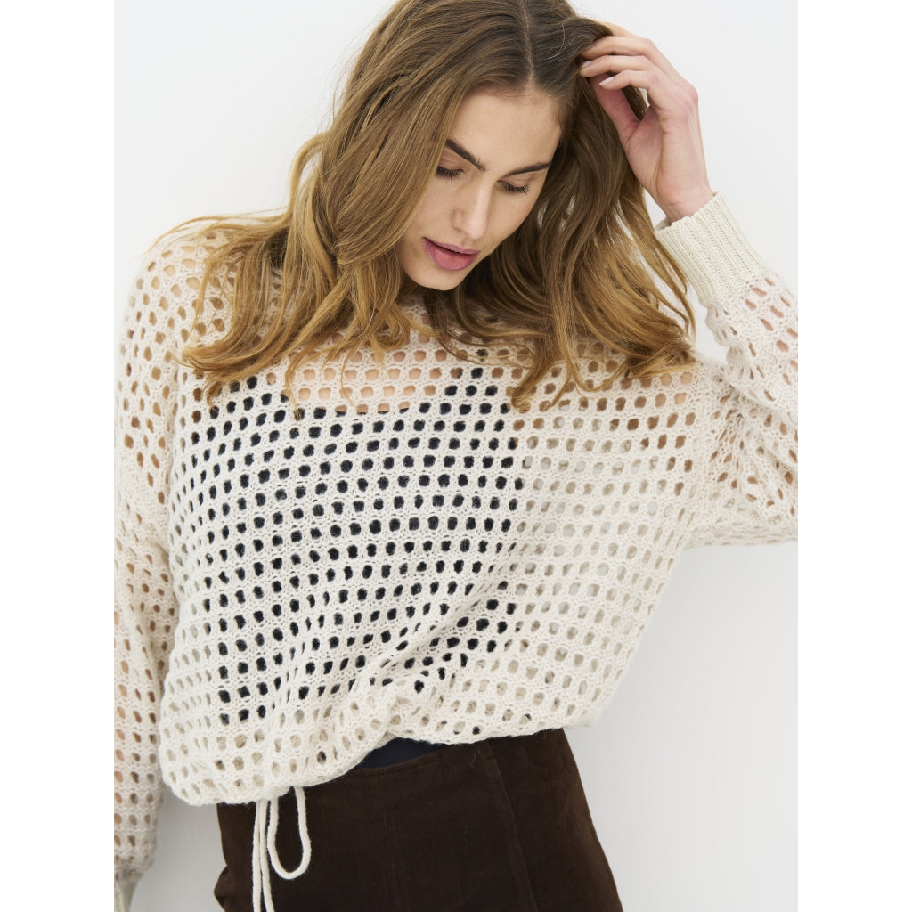 Evalina Blouse Knit in Bone