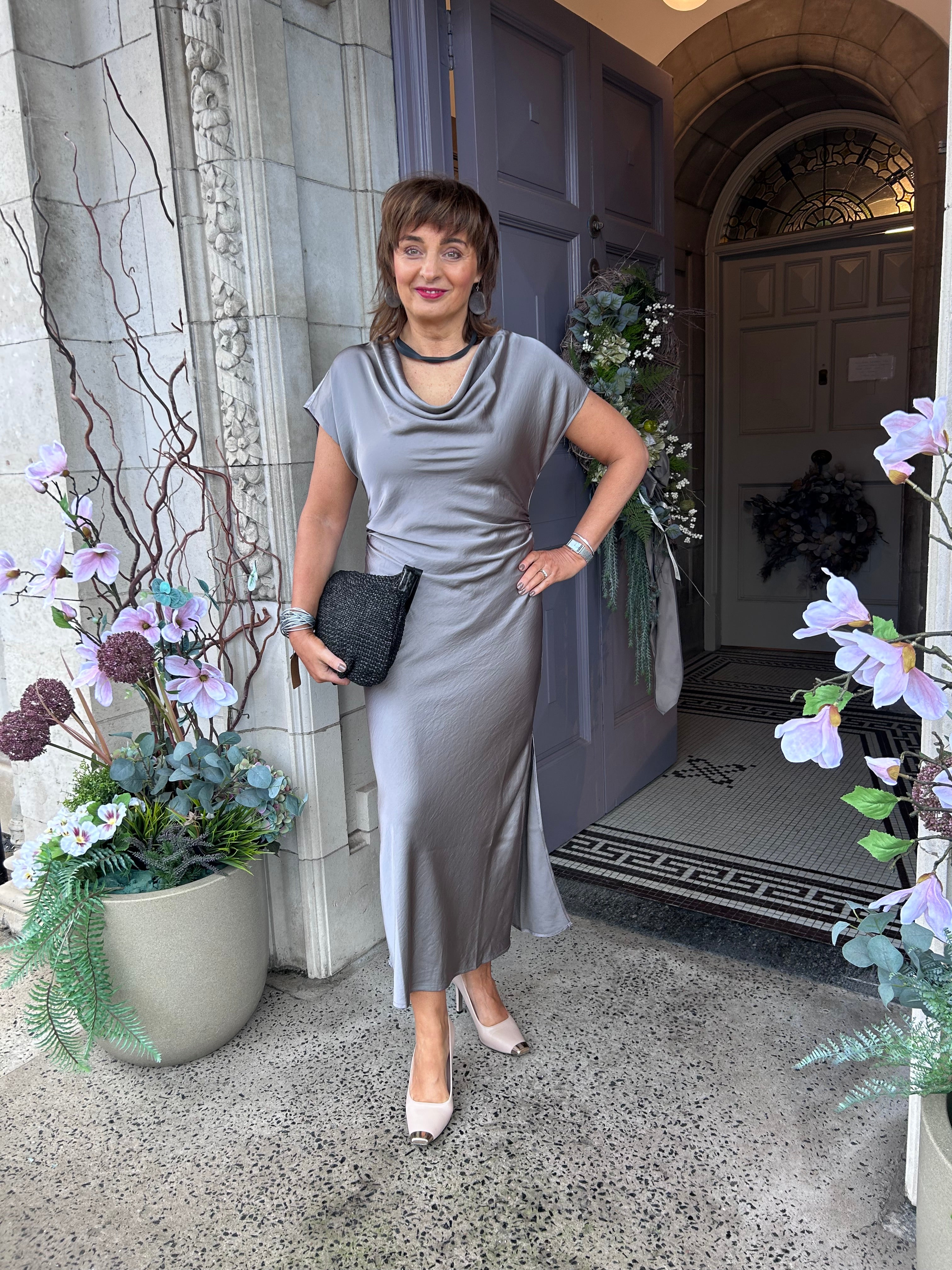 Iduncc Wing Dress in Taupe