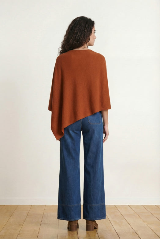 Foncho Poncho in Cognac