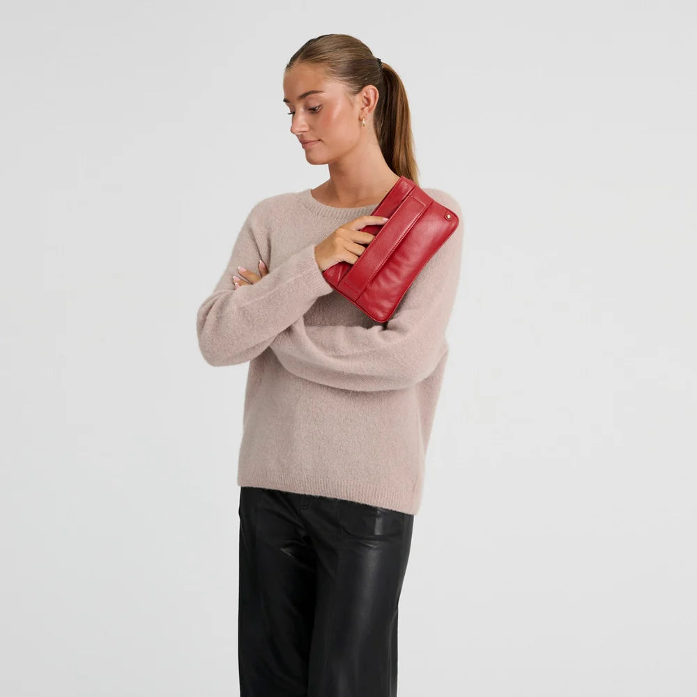 Fashion Favourites Clutch in Red