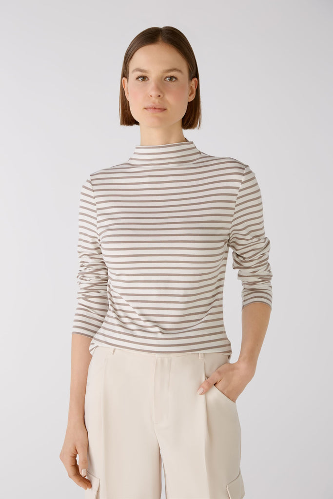 Long Sleeve Cotton Tee in White Brown