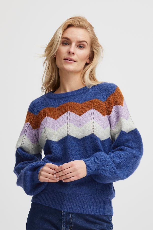 Mimmi Pullover in Surf the Web