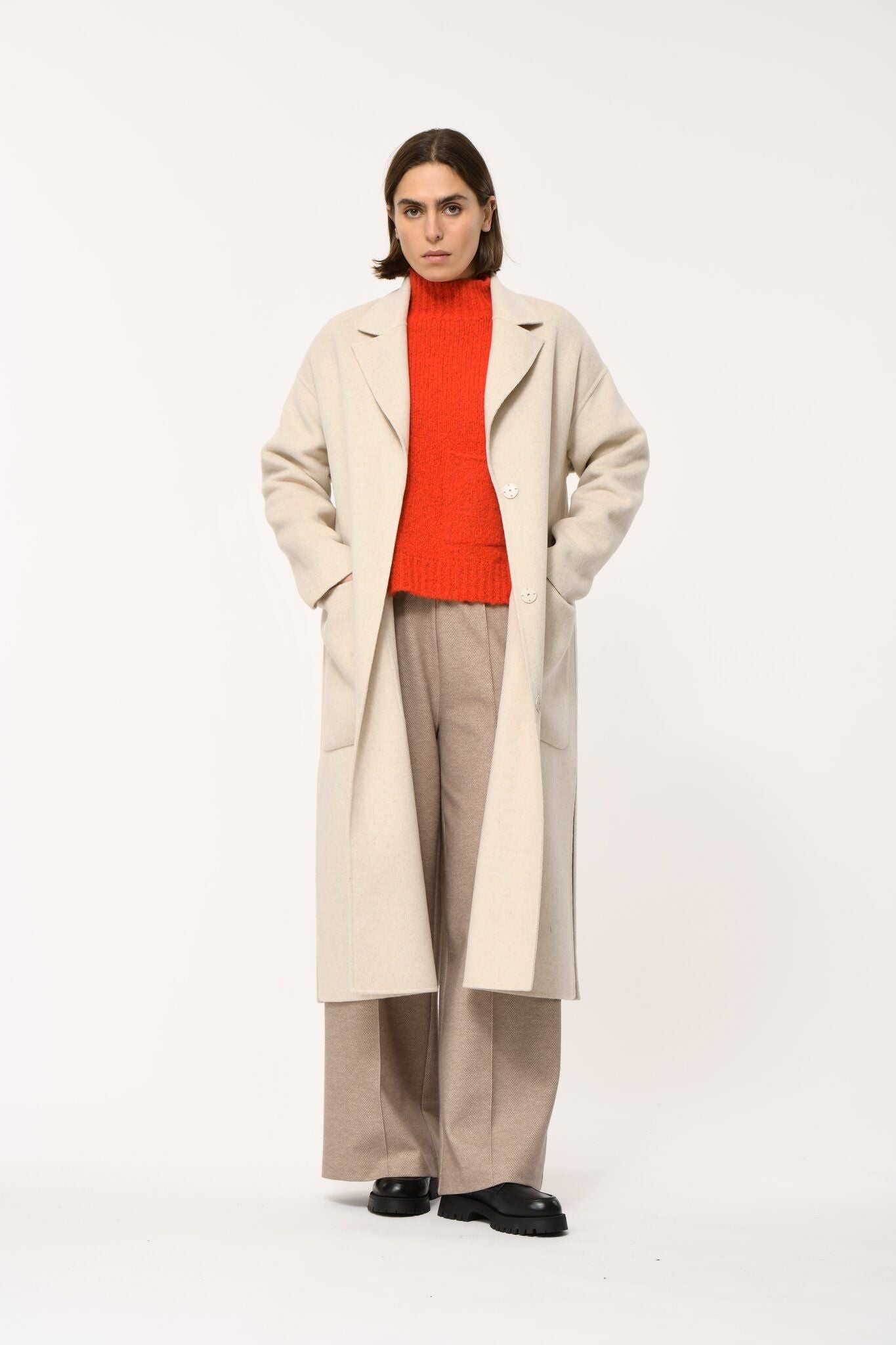 Utellio Long Wool Blend Coat in Off White