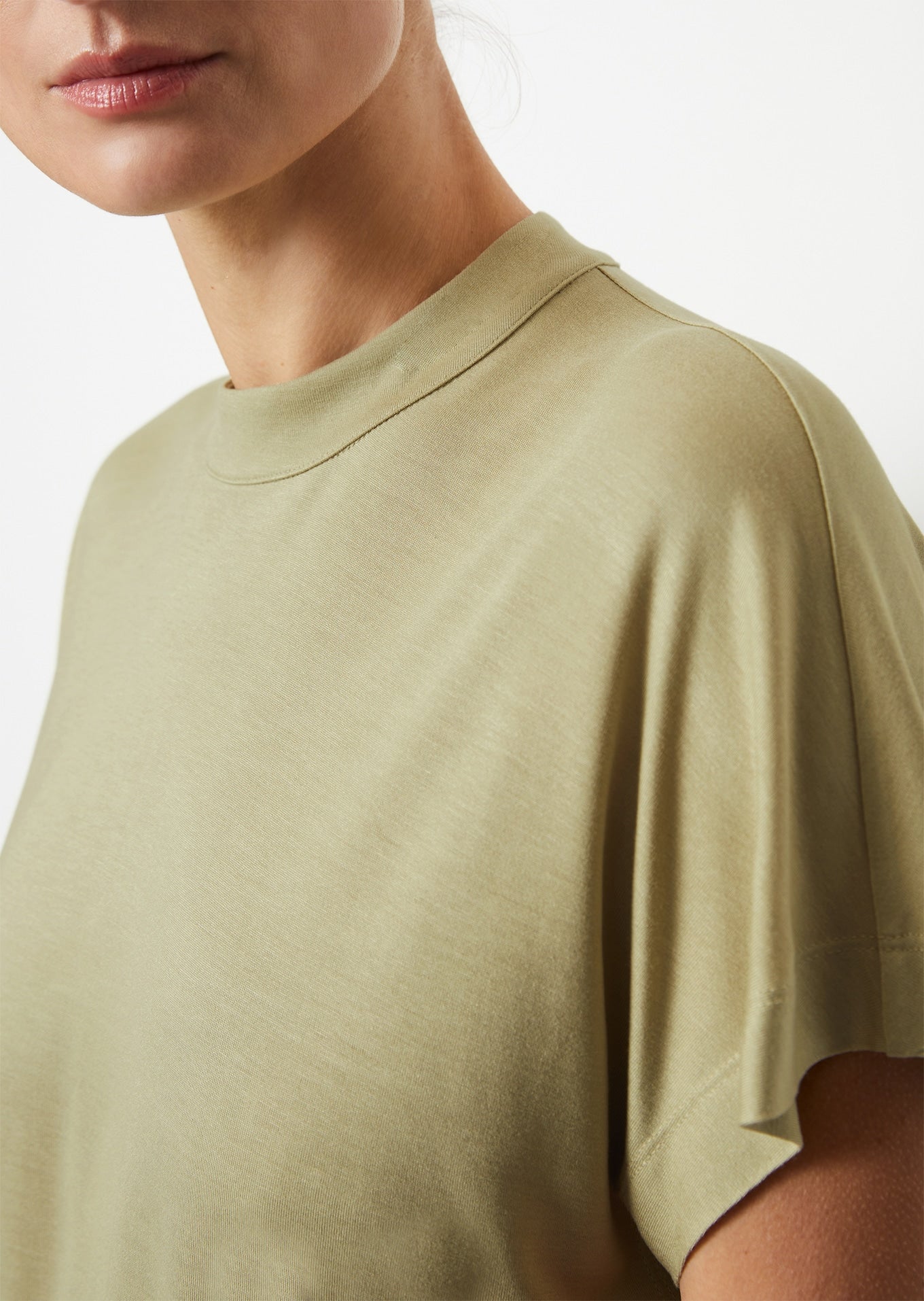 Short Sleeve T-Shirt in Steamed Sage