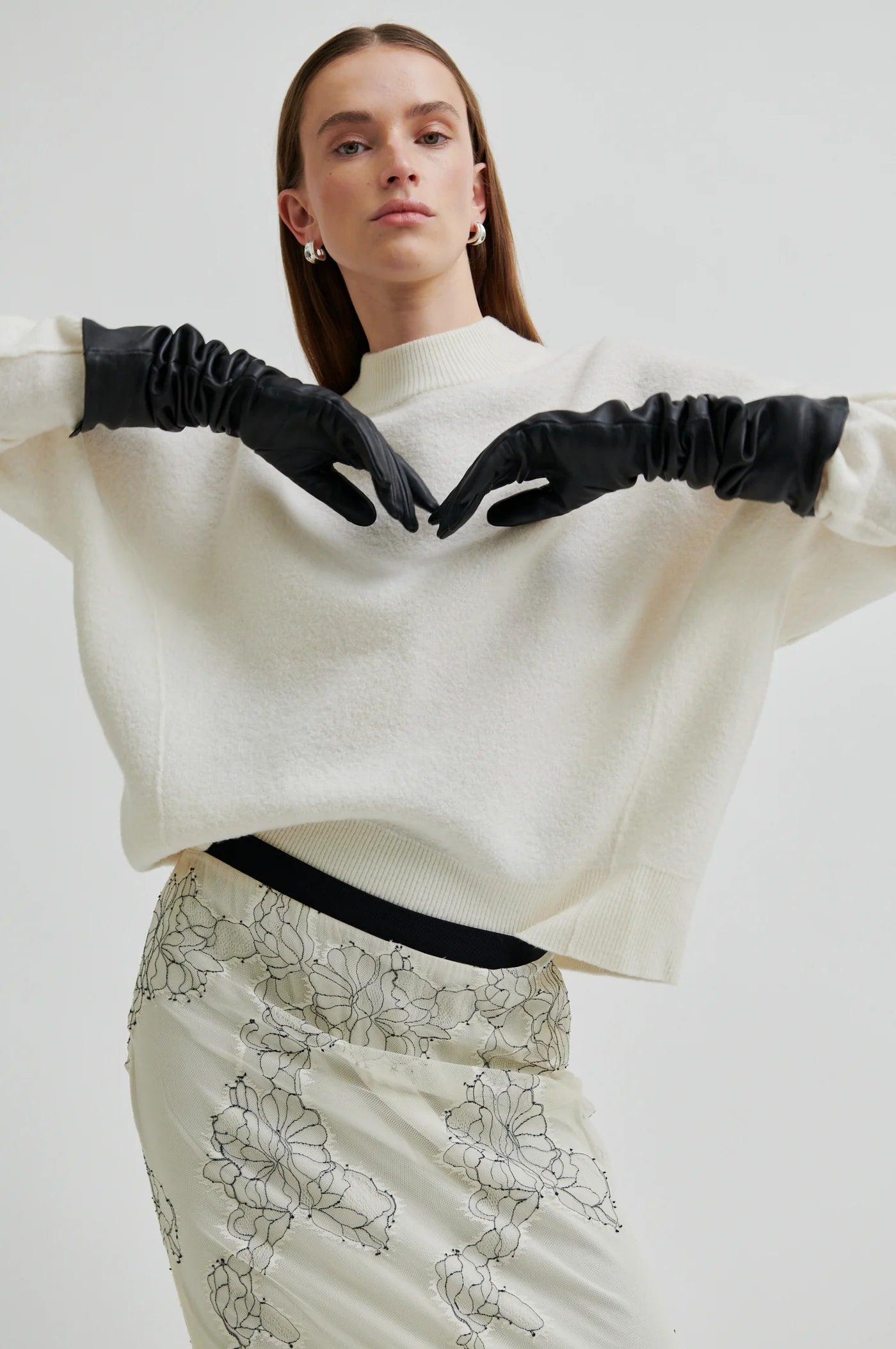 Wila Lace Skirt in Tofu