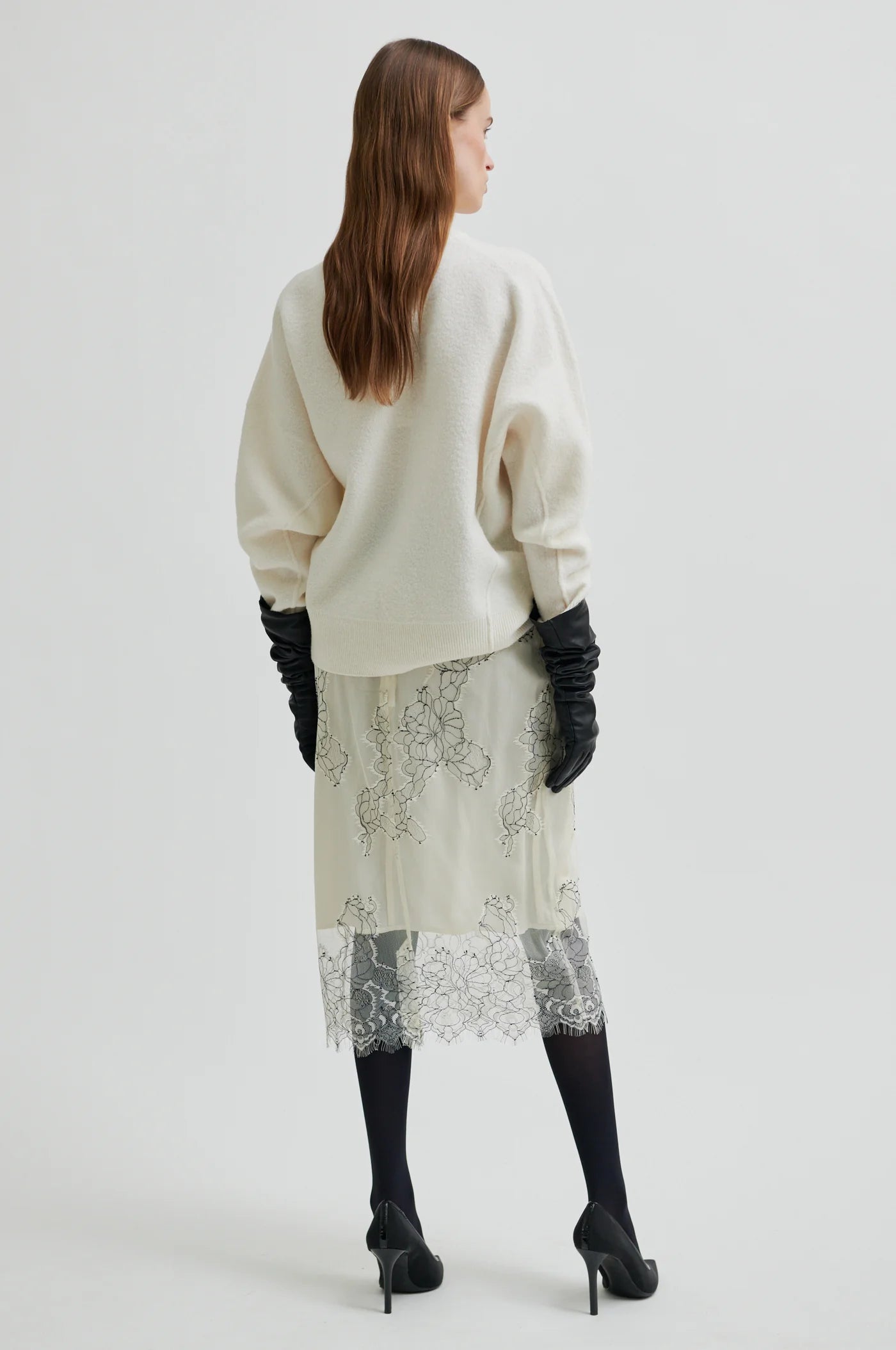 Wila Lace Skirt in Tofu