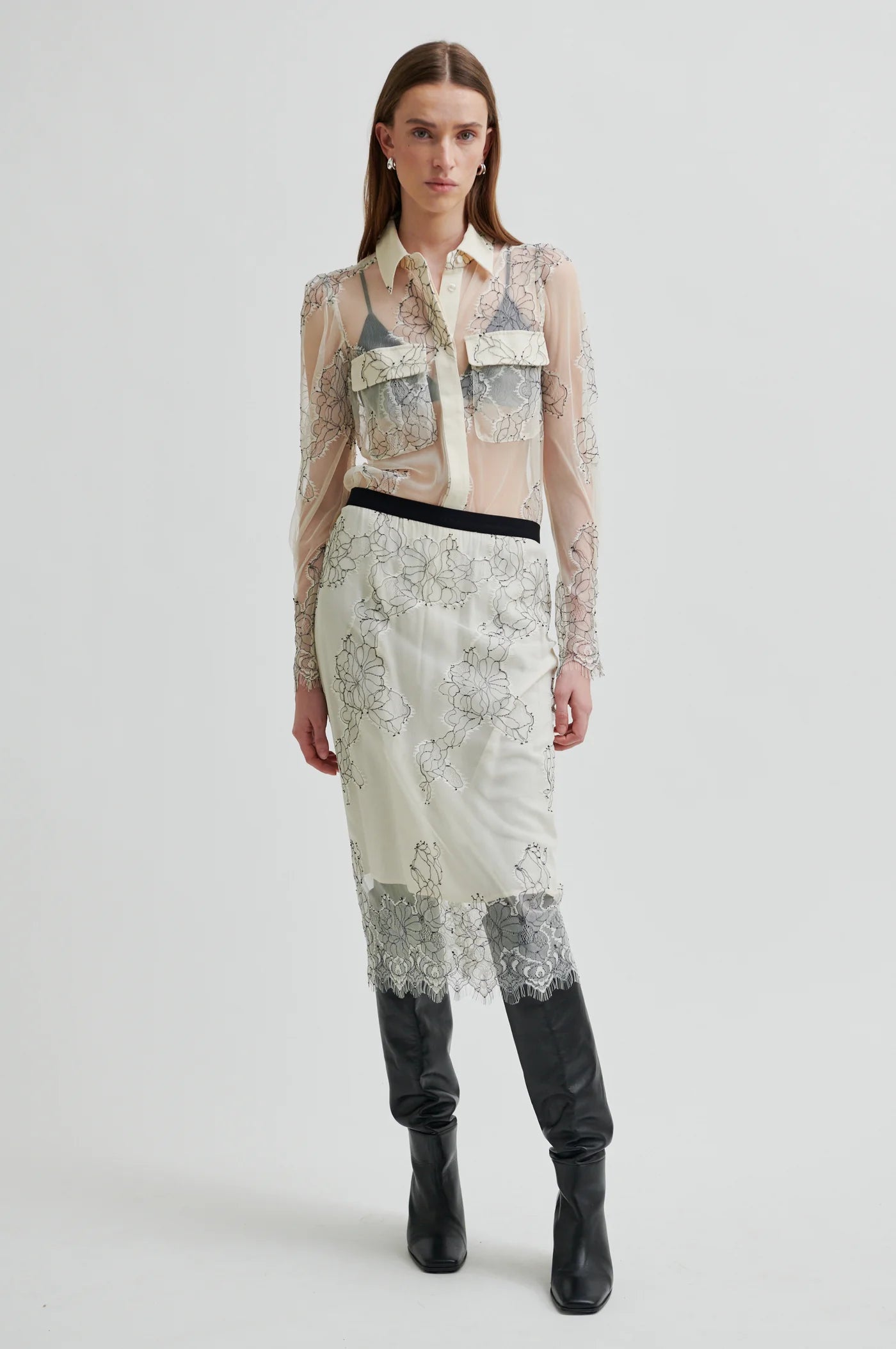 Wila Lace Skirt in Tofu