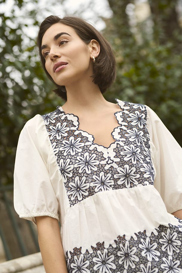 Valda Blouse in White with Blue