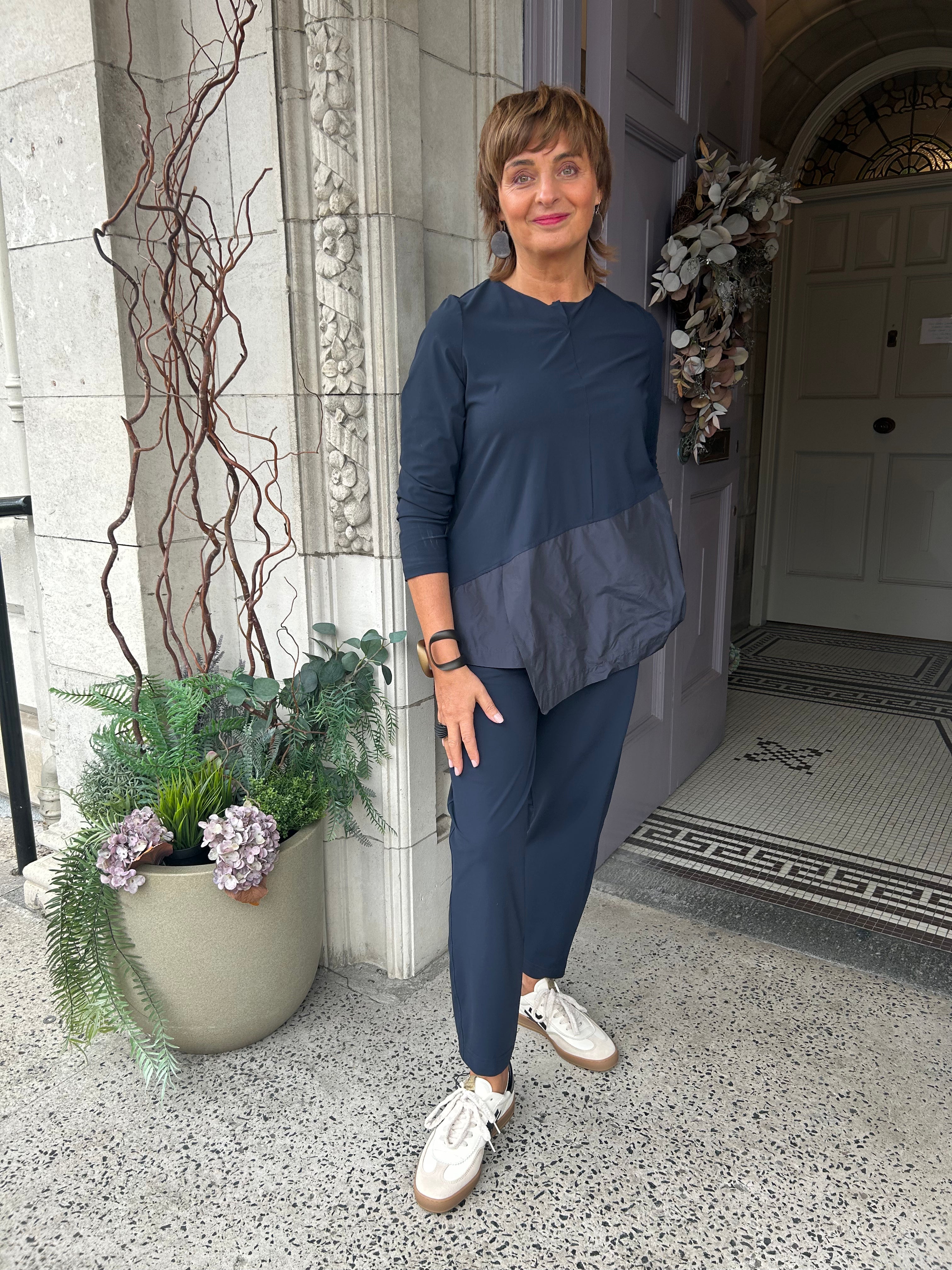 Travel Fabric Trouser in Night Blue