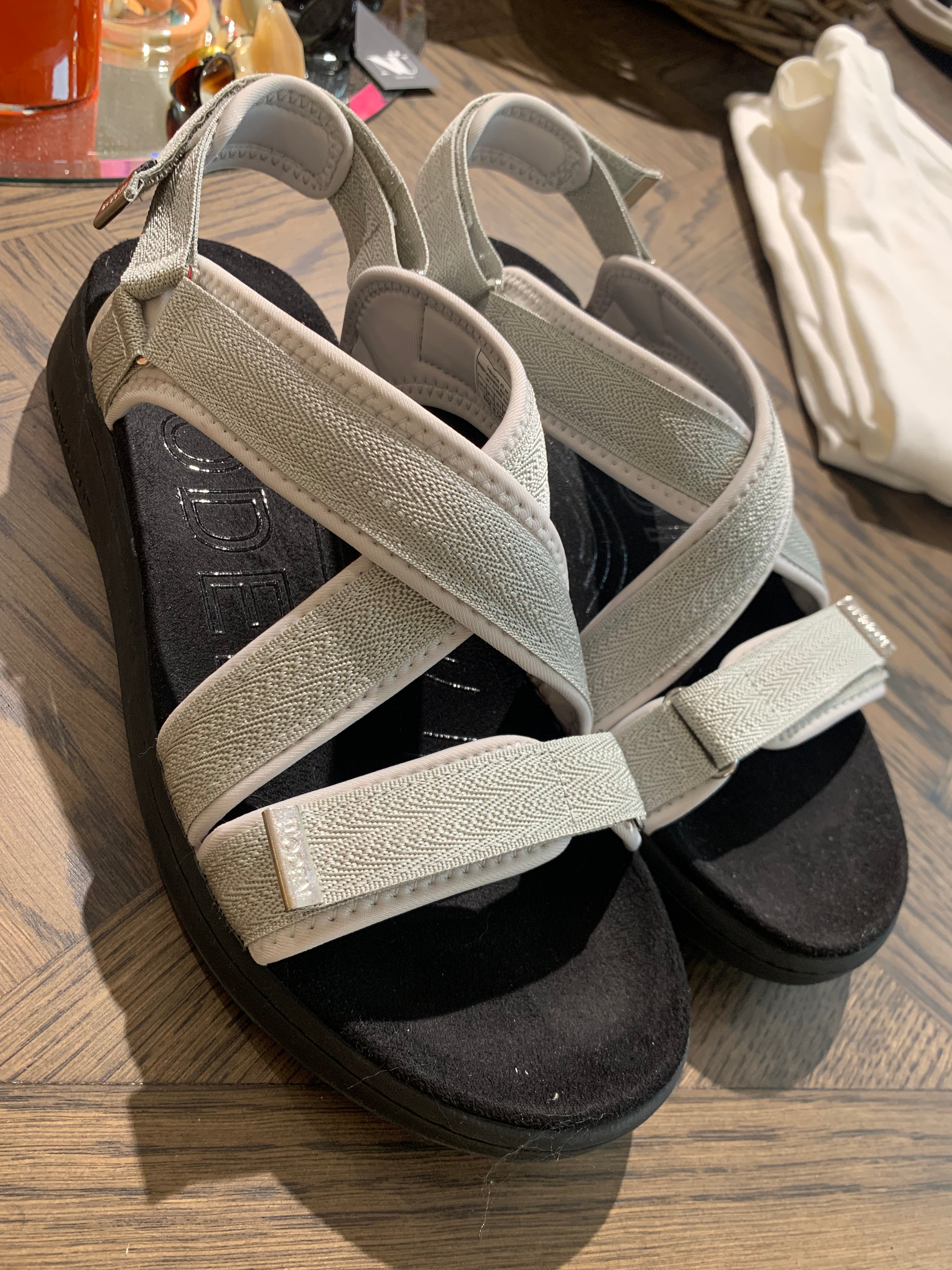 Line Sandals in Silver