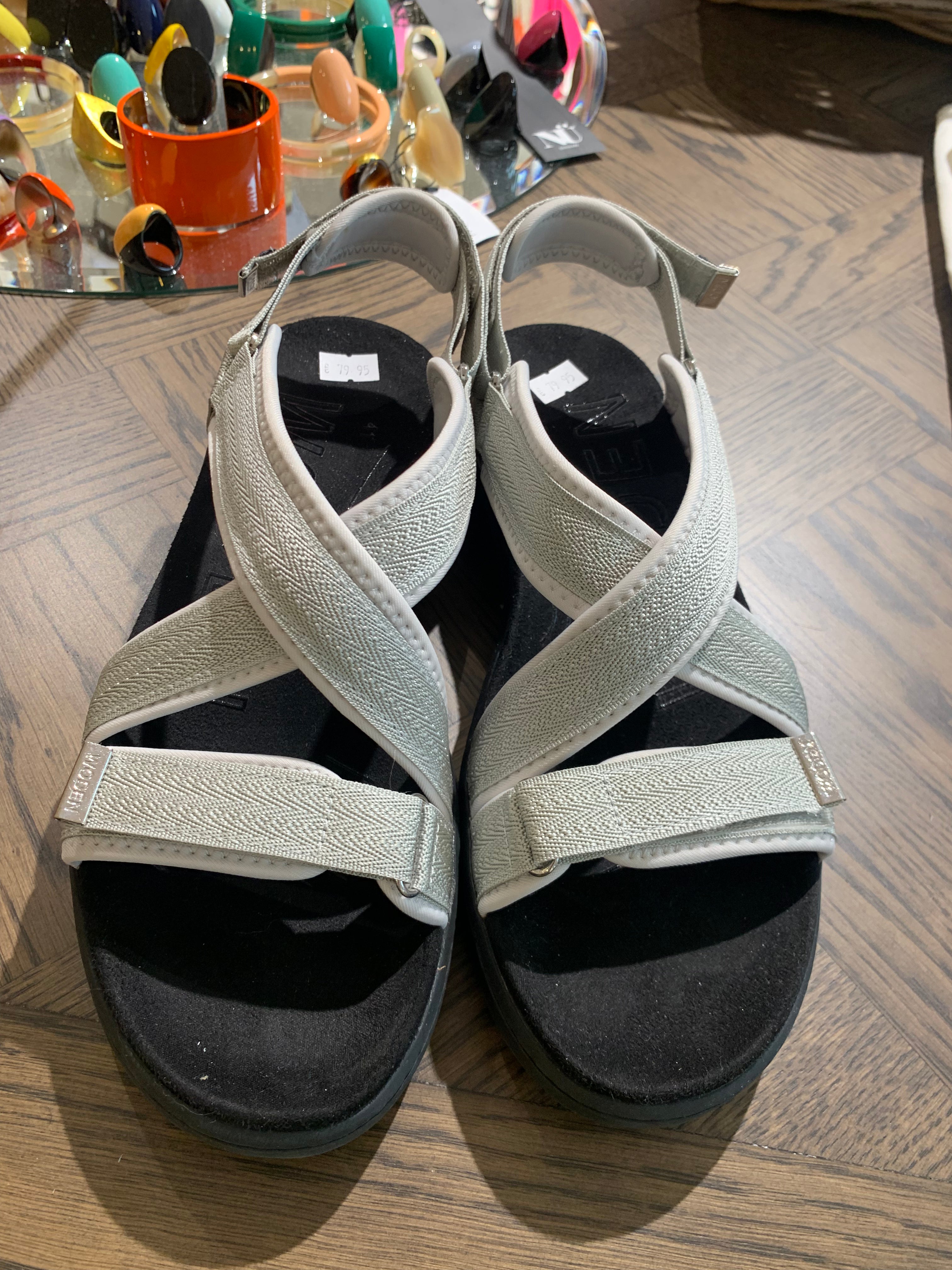 Line Sandals in Silver