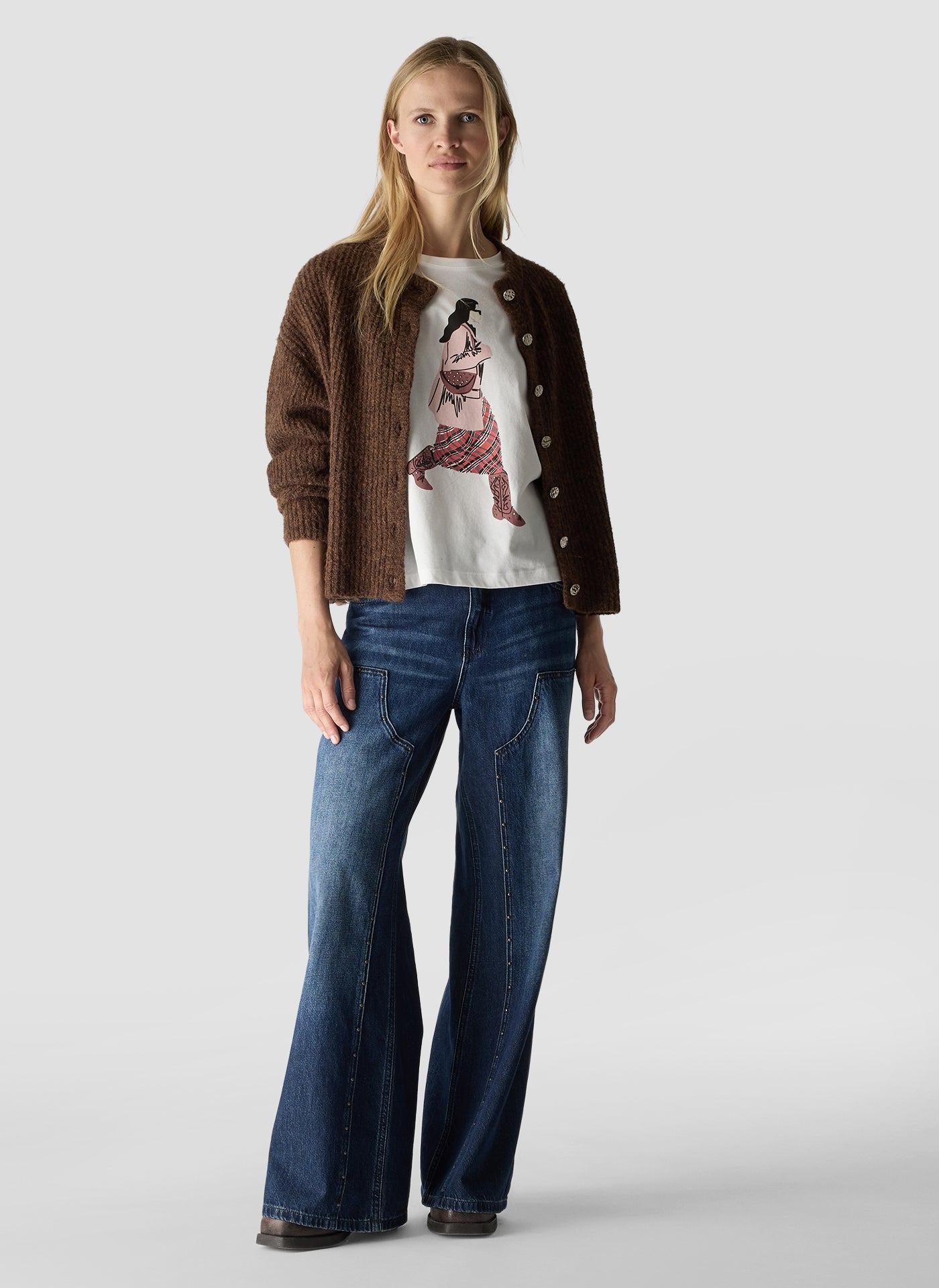 Rodeo Cowgirl T-Shirt in Nature